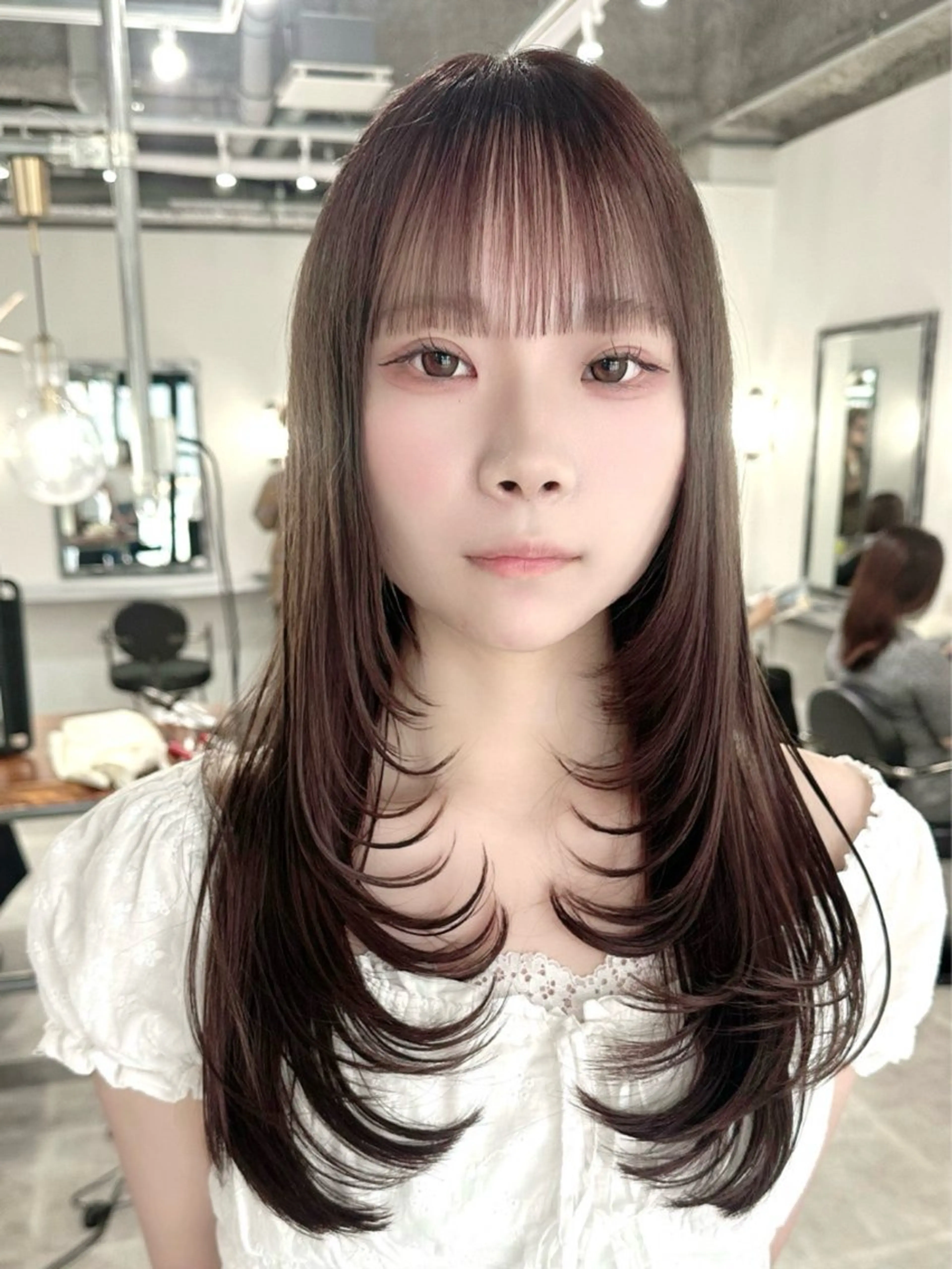 ロング カラー レイヤーカット 篠崎 佑季のヘアスタイル