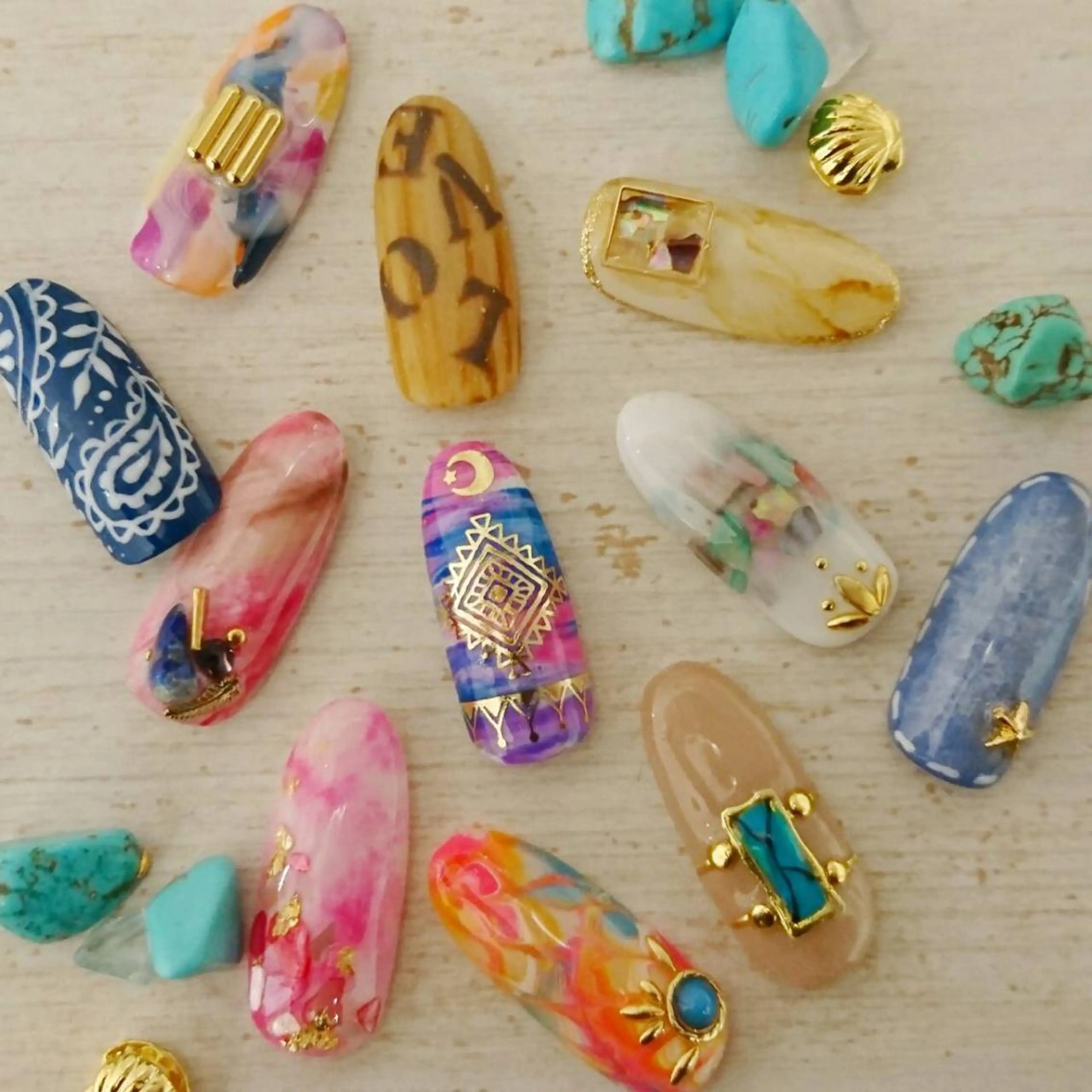 ネイル nailstudio ′ecole所属・nailstudio ′ecoleのネイルデザイン