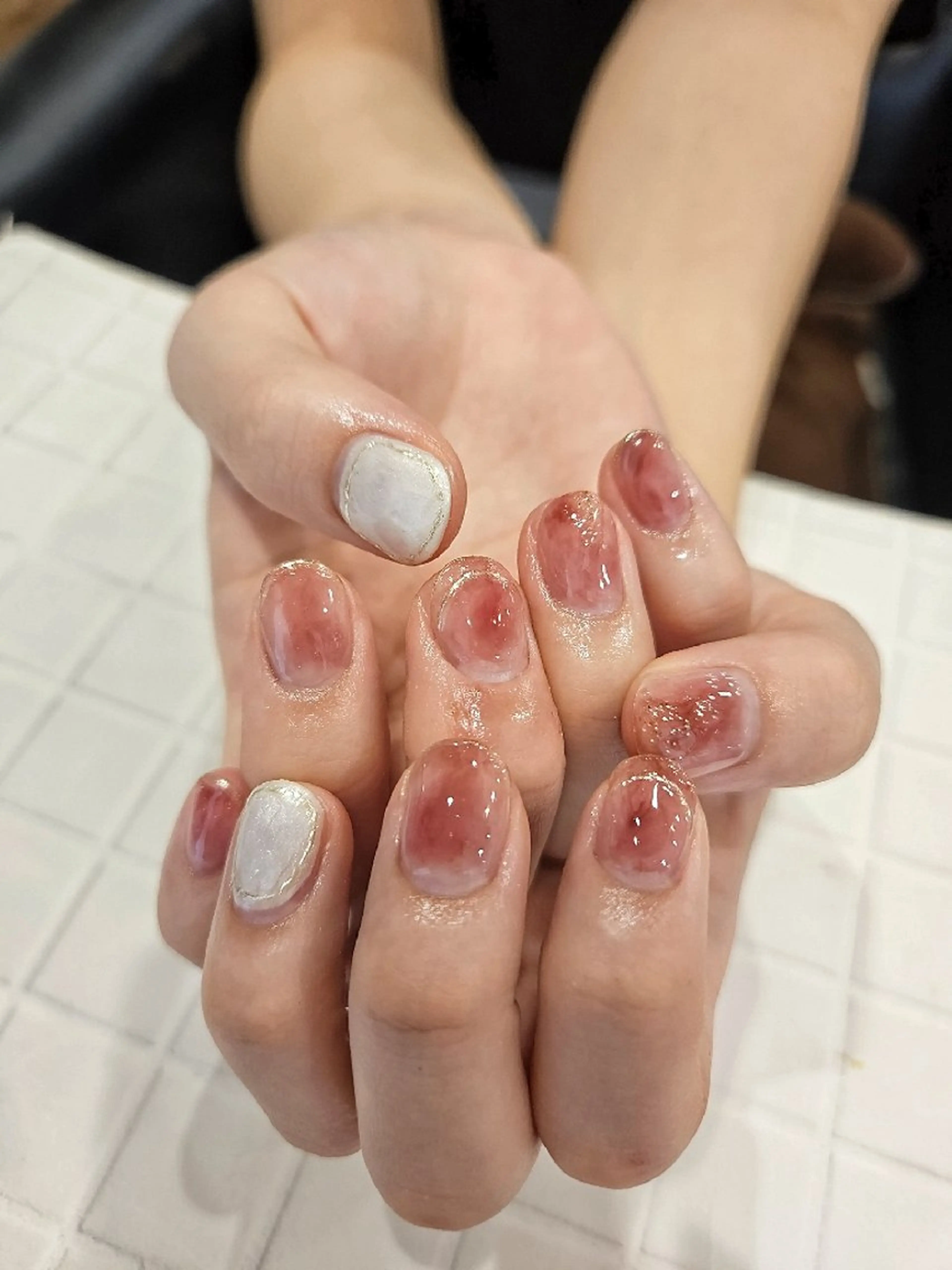 ネイル ハンドネイル 関口 友菜のヘアスタイル