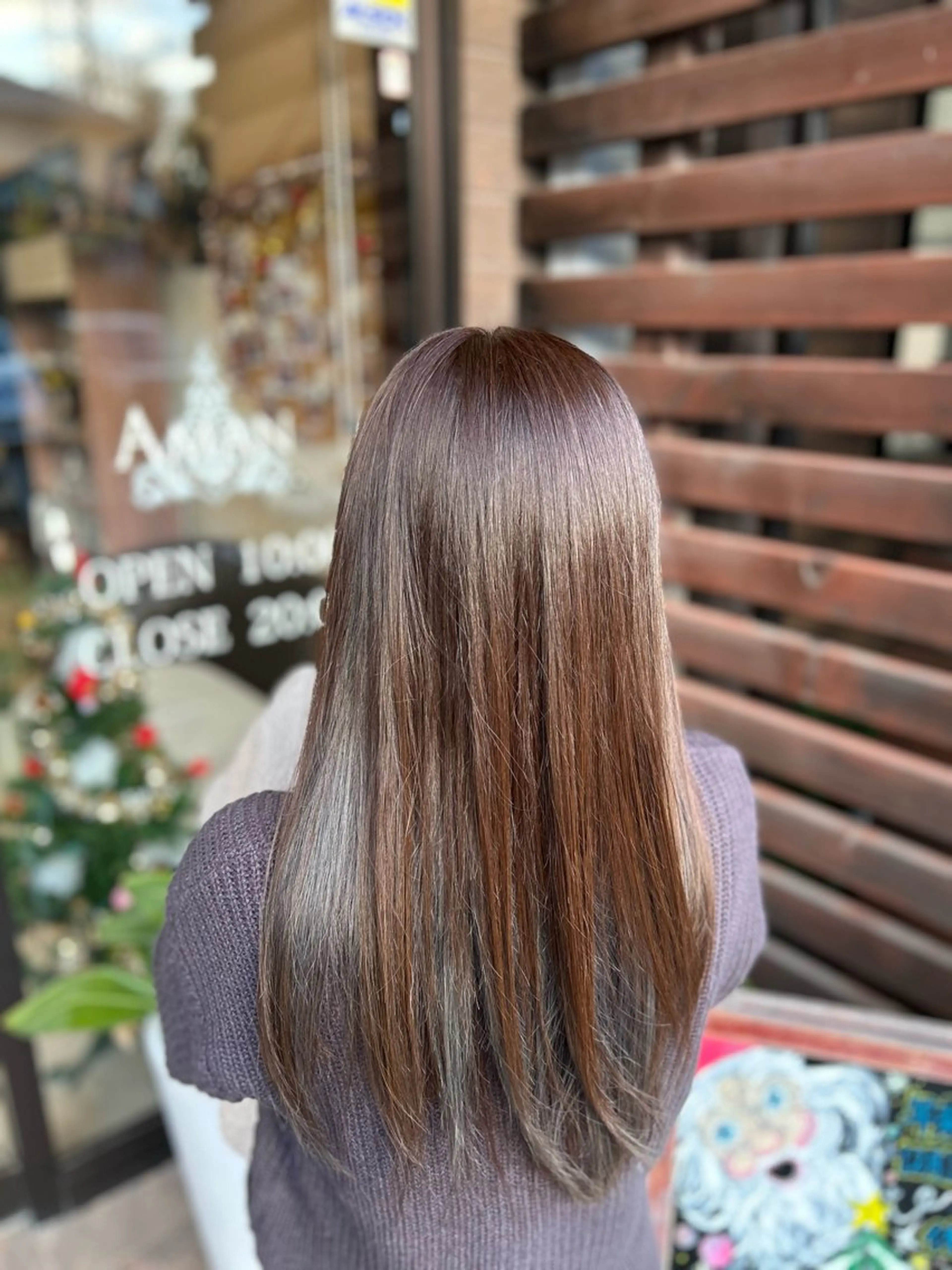 ロング ヘアカラー 篠田 蒼のヘアスタイル