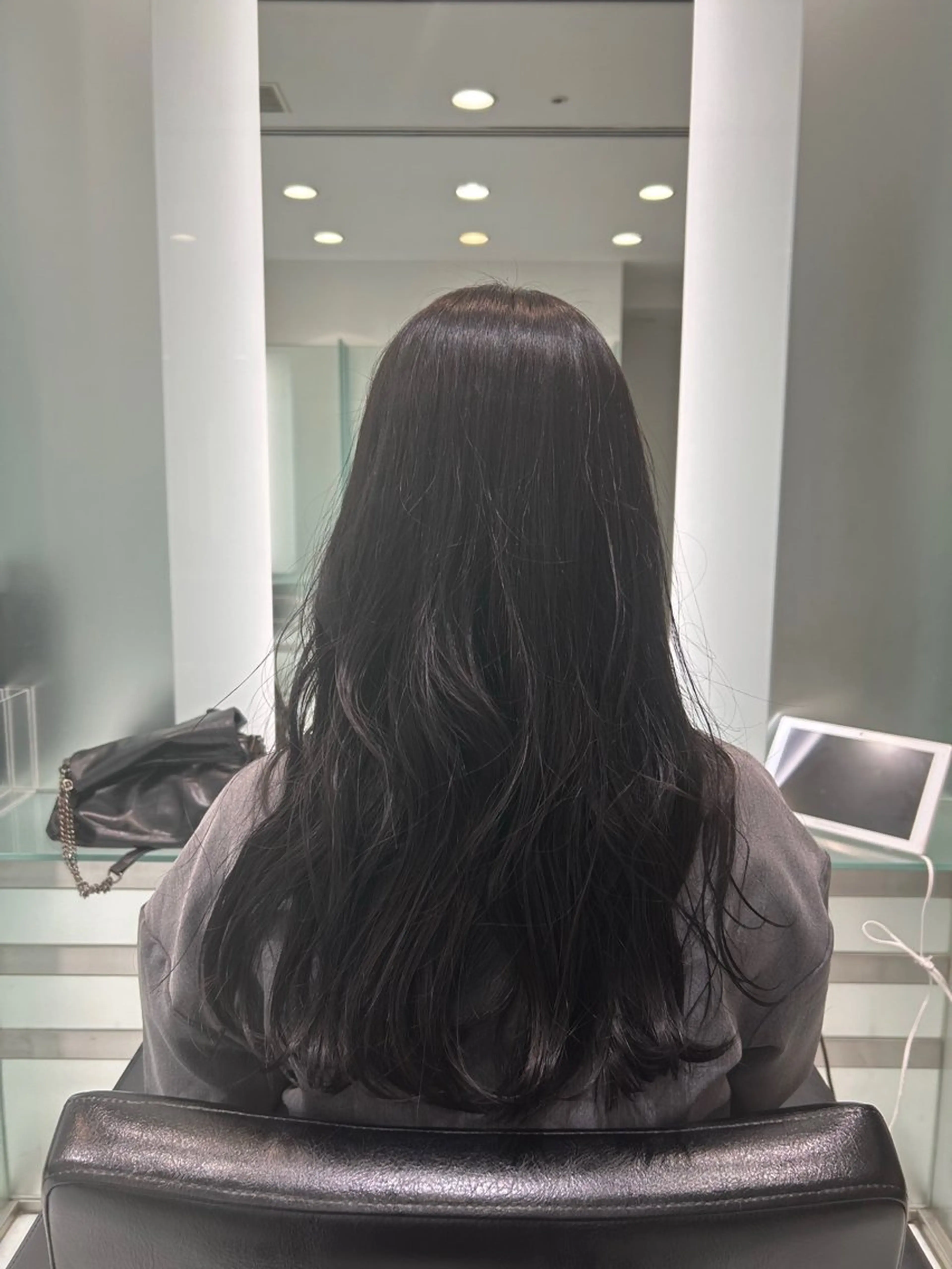 【平日限定11:00​〜​】透明感カラー（白髪染め対応◎ ）＋ヘッドスパの写真