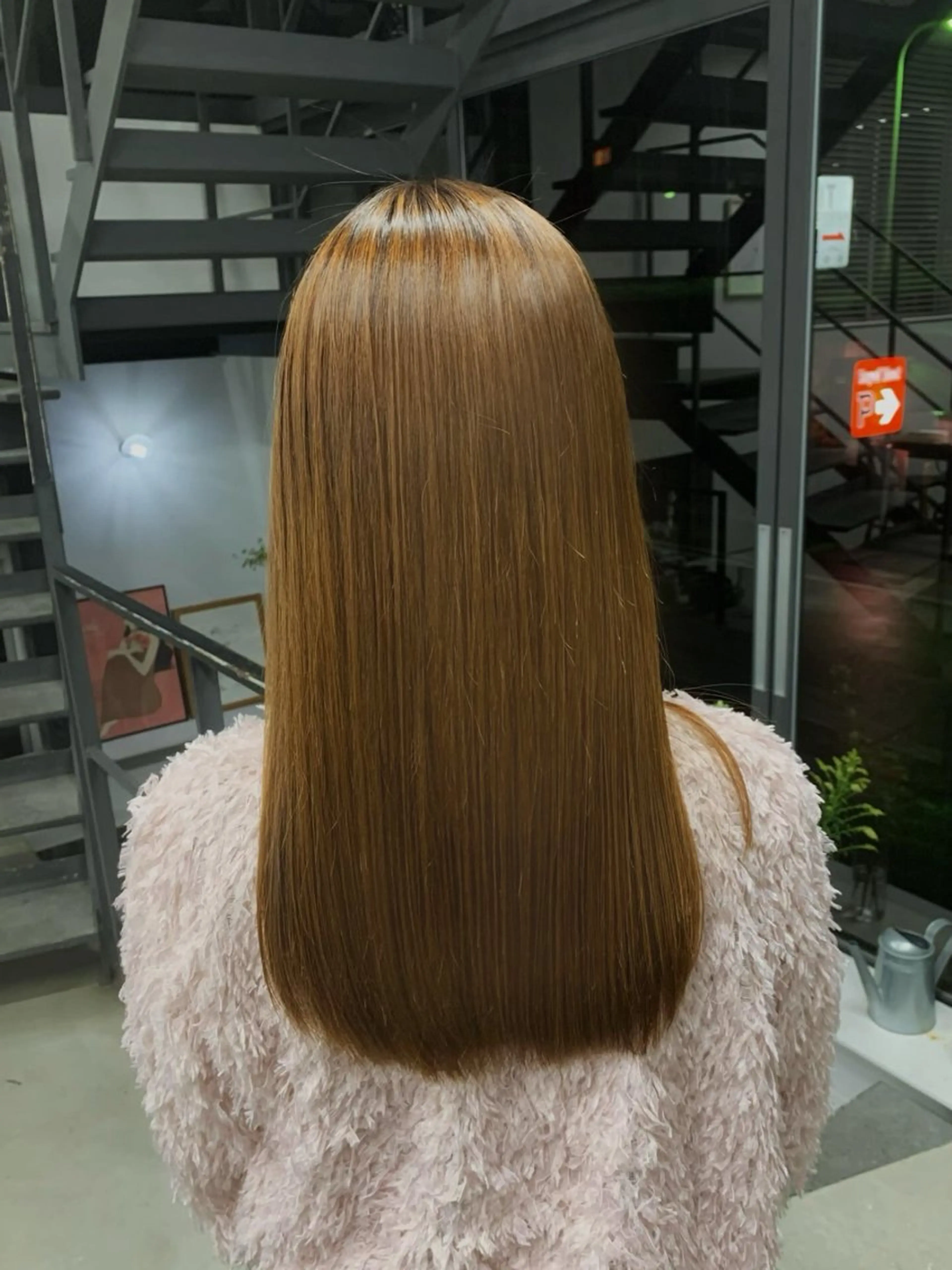 セミロング 御器所／髪質 改善カラー／まりえのヘアスタイル