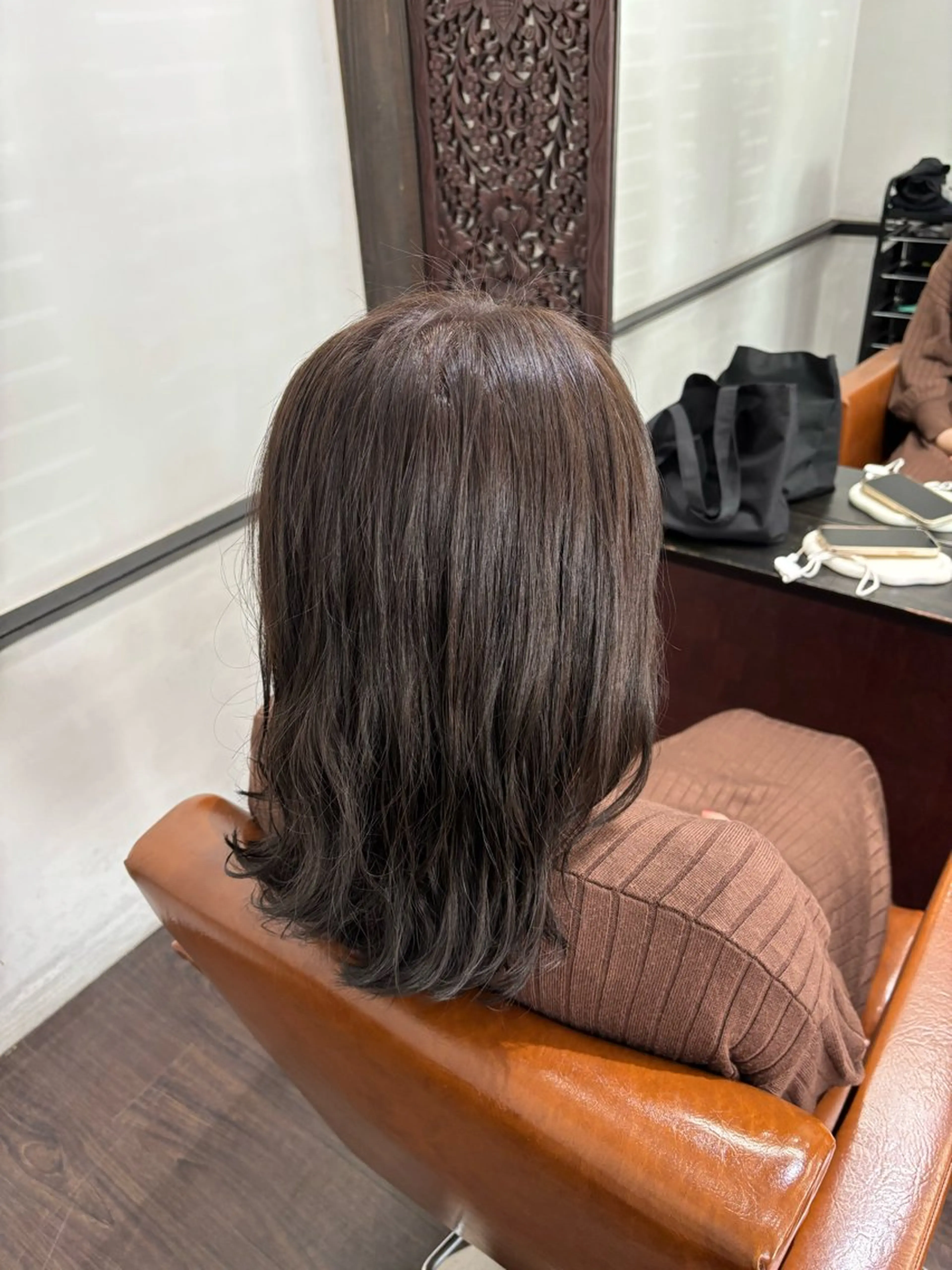 ミディアム カラー アッシュ オレンジ chouchou所属・本間友也/白髪ぼかし /ハイトーンのヘアスタイル