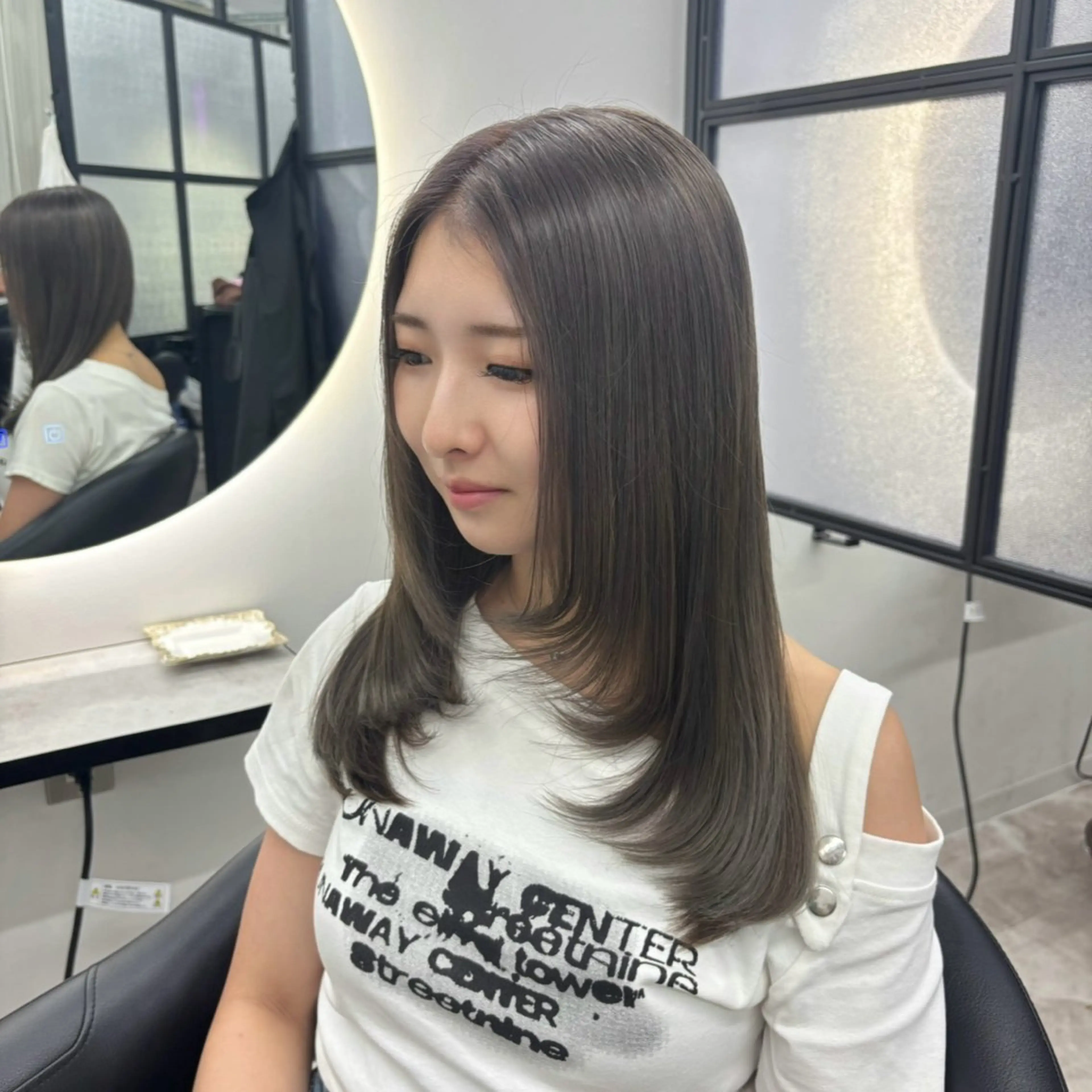 ロング カラー ヘアカラー Ren. 🦋デザインカラーのヘアスタイル