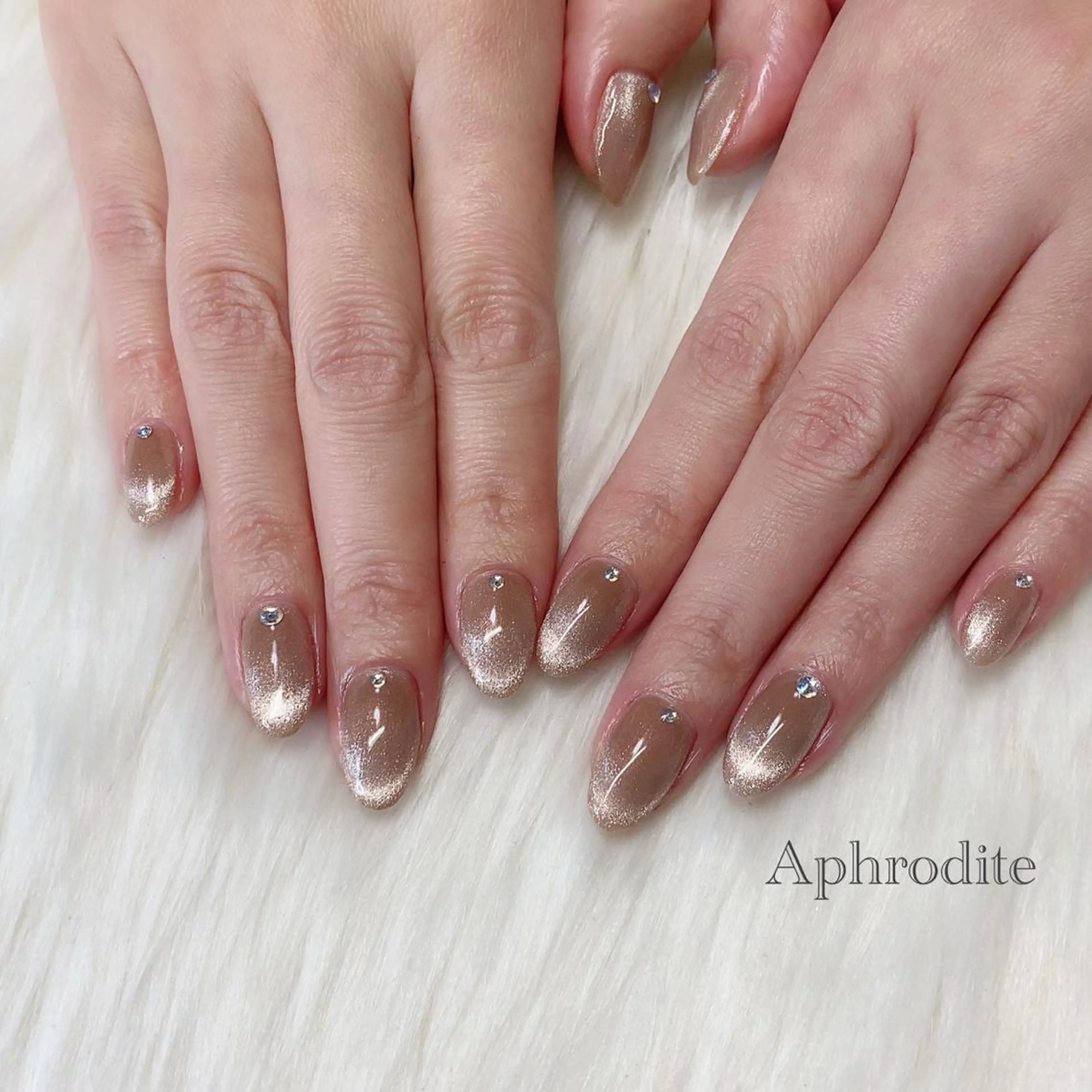 ネイル Aphrodite パラジェル認定サロンのネイルデザイン