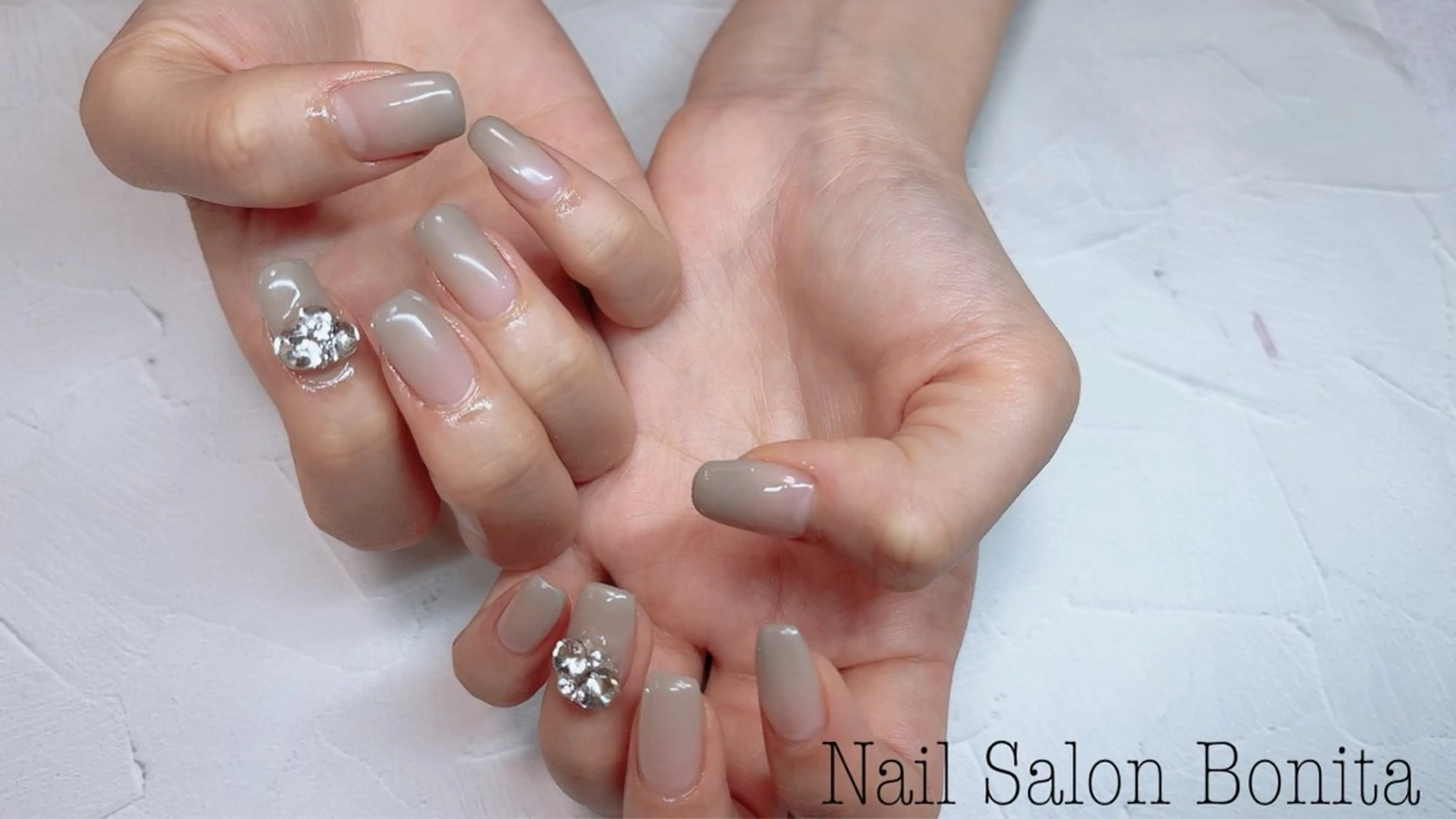 ネイル Nail Salon Bonita所属・フィルイン施術 SHIZUKAのネイルデザイン