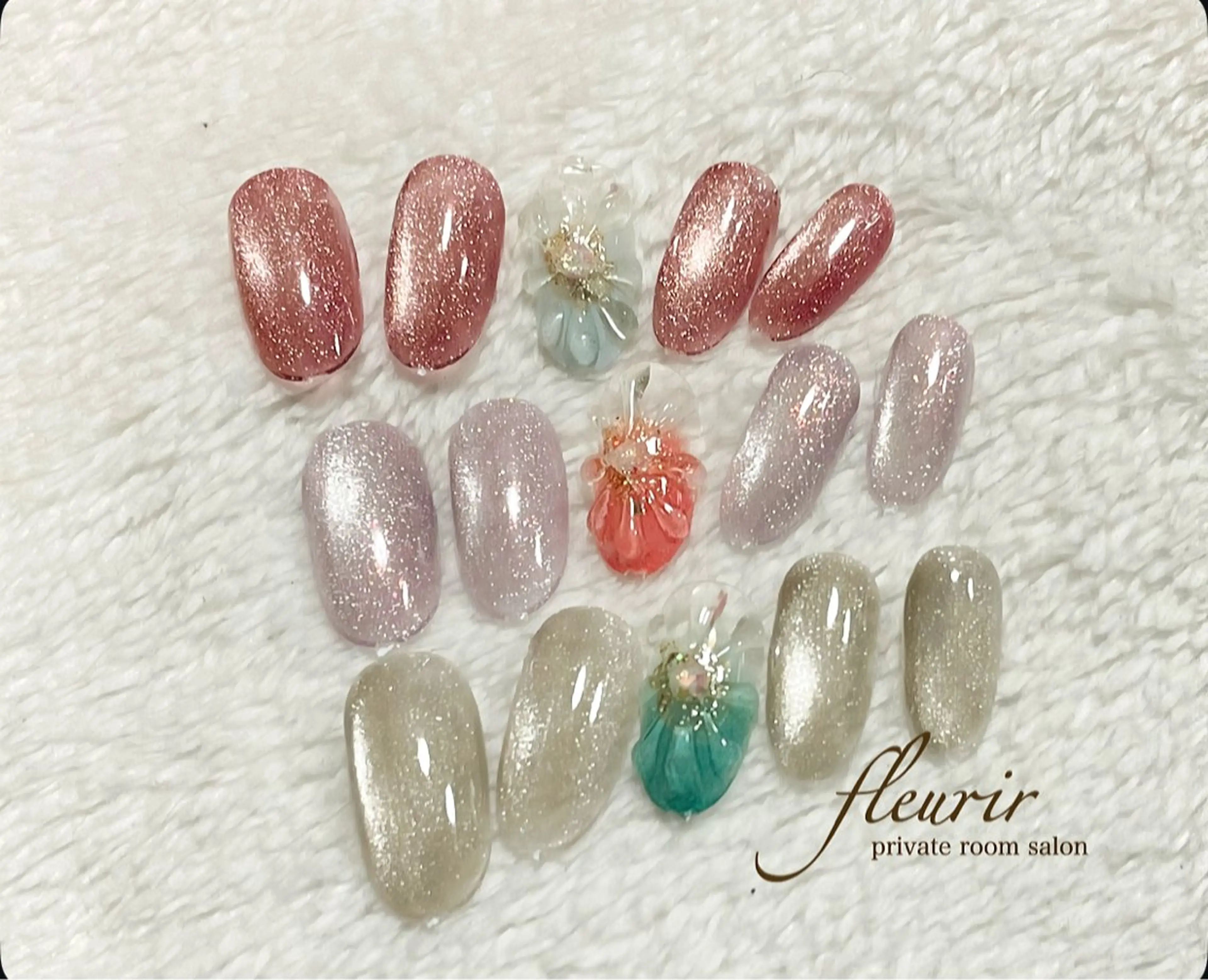 【春水花:オフ別途追加】3種から選択。春の新色カラーのマグネット+凸凹ぷっくりフラワー！花弁にはストーン+フラッシュラメの写真