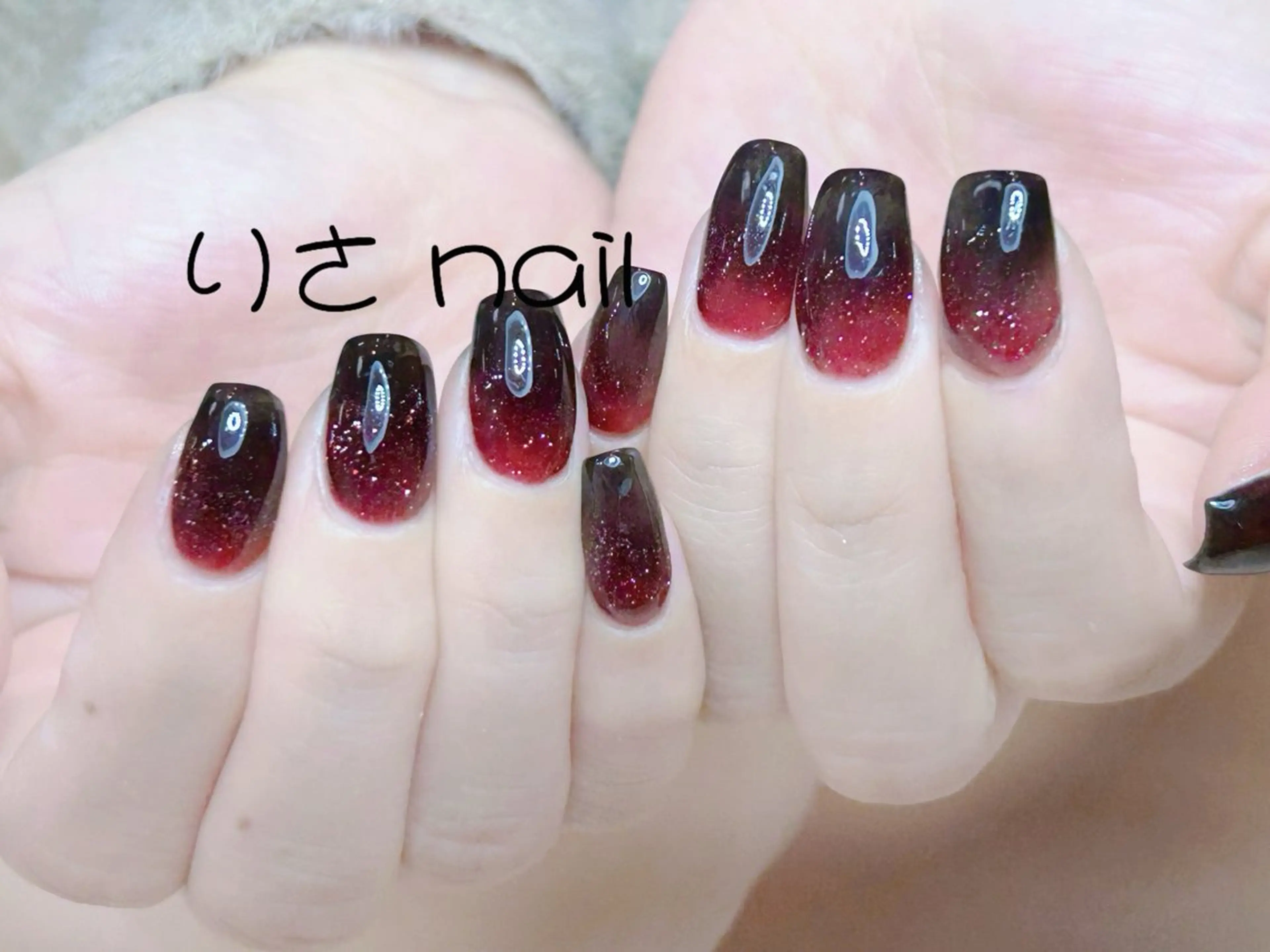 ネイル フラッシュネイル ハンドネイル リ サのネイルデザイン