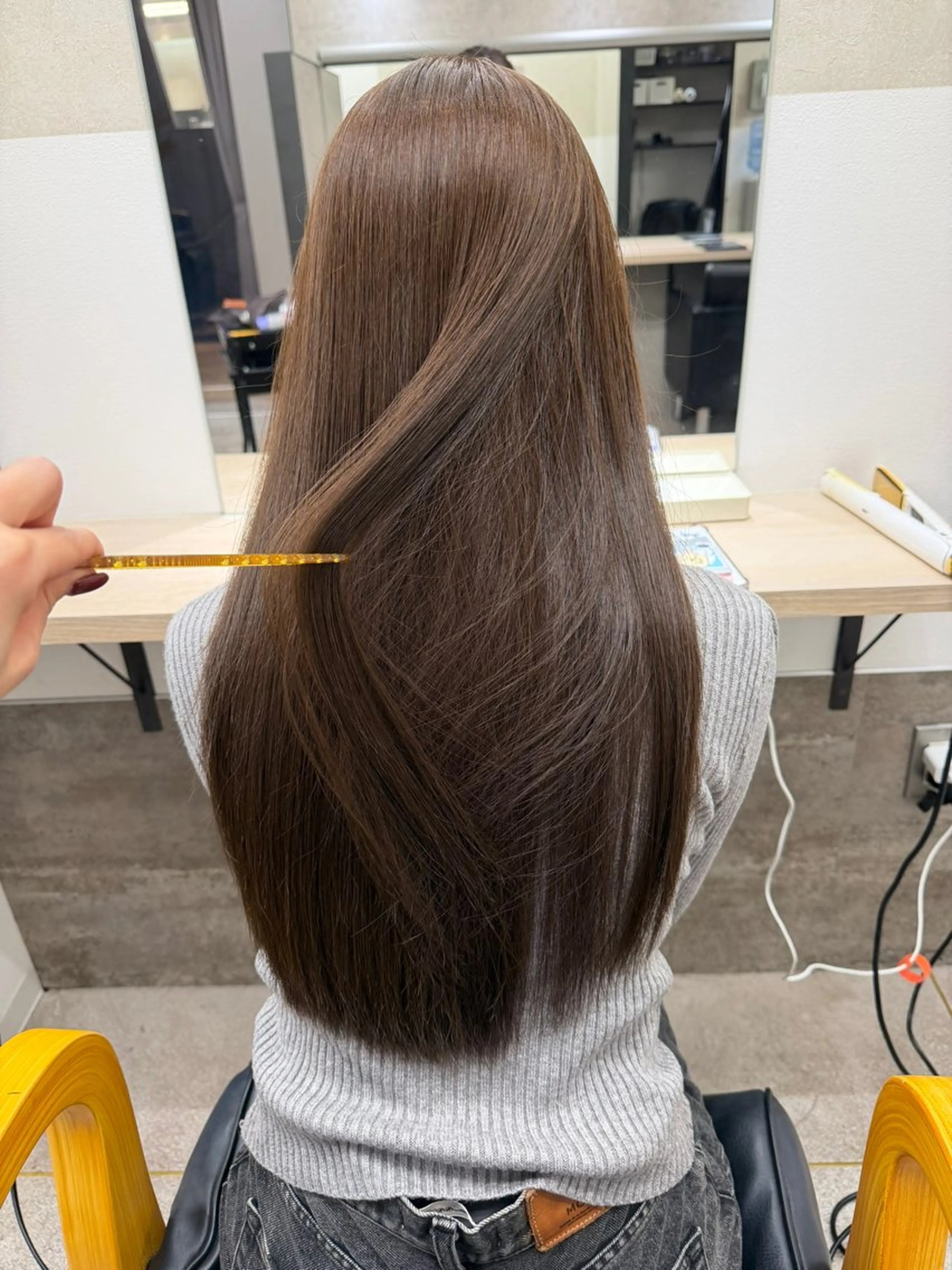 ロング カラー 黒髪 ブリーチ ブラウンカラー 透明感カラー ダブルカラー ヘアカラー トリートメント GiseL博多 HiROEのヘアスタイル