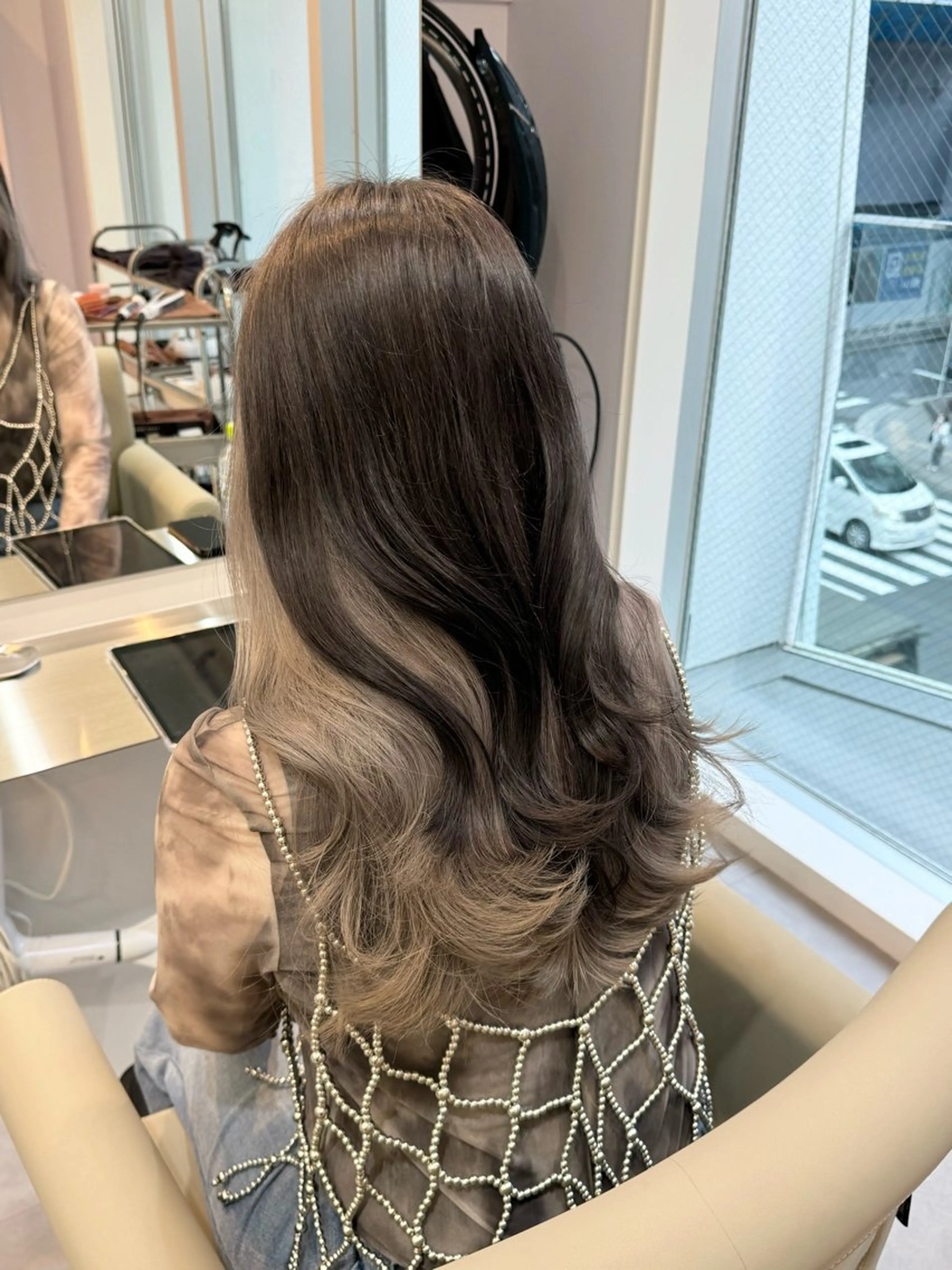 💫🌈✨垢抜け間違いなし✨🌈【インナーカラー＋ワンカラー】ケアブリーチでダメージレスに透明感カラー✨の写真