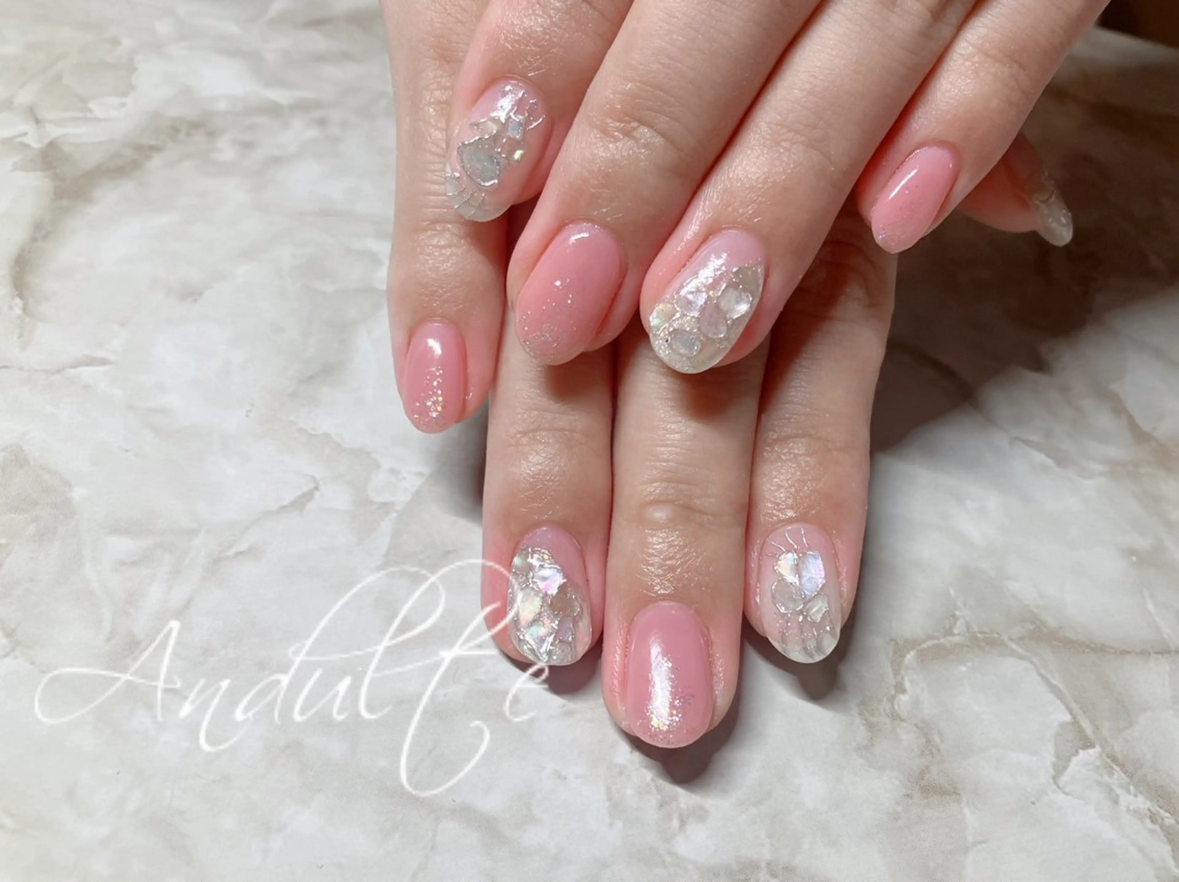 ネイル andulte MAIのネイルデザイン