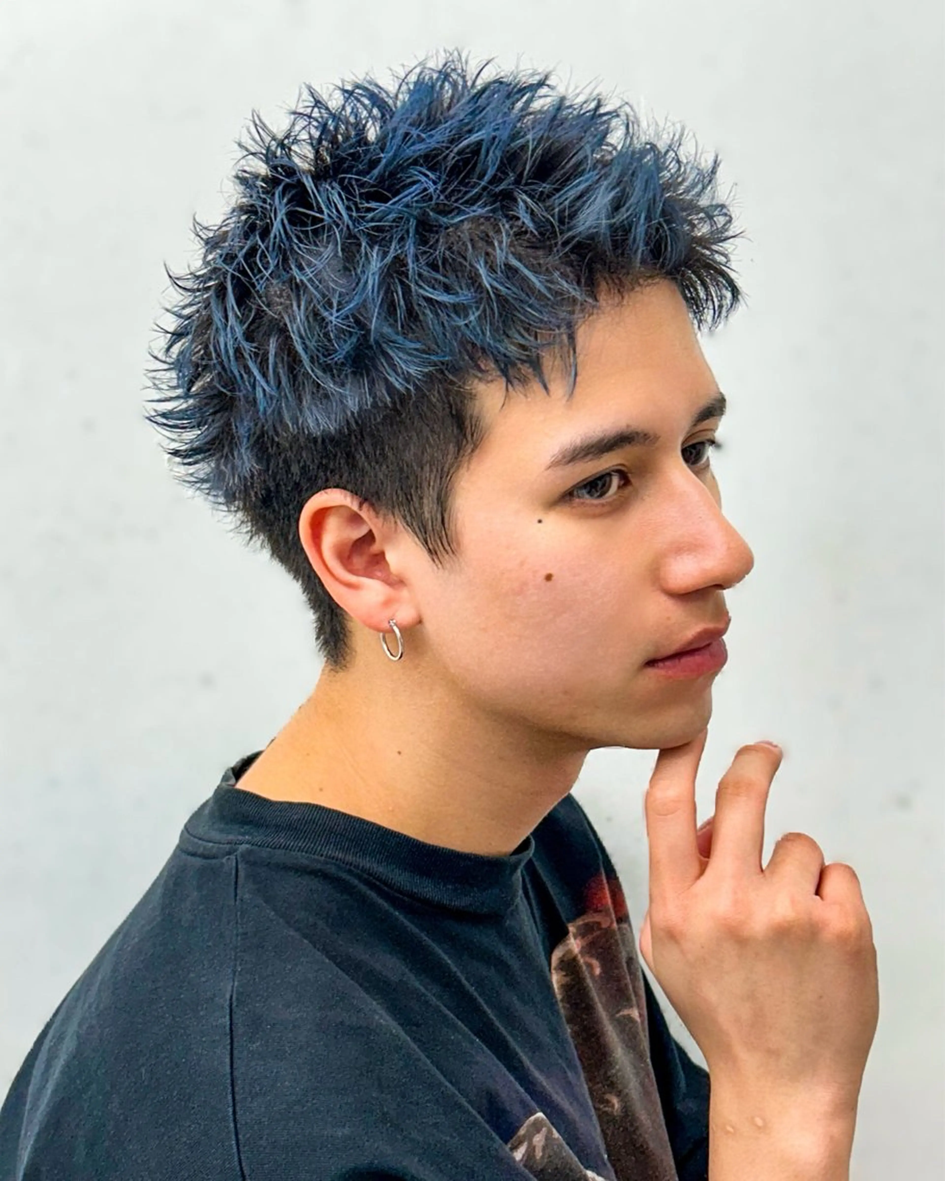 ショート カラー メンズ メンズブリーチ メンズハイトーン 学生（メンズ向け） ブリーチ 透明感カラー Ali’i MEN’S SALON所属・⚡️メンズ垢抜け⚡️ kotomiのヘアスタイル