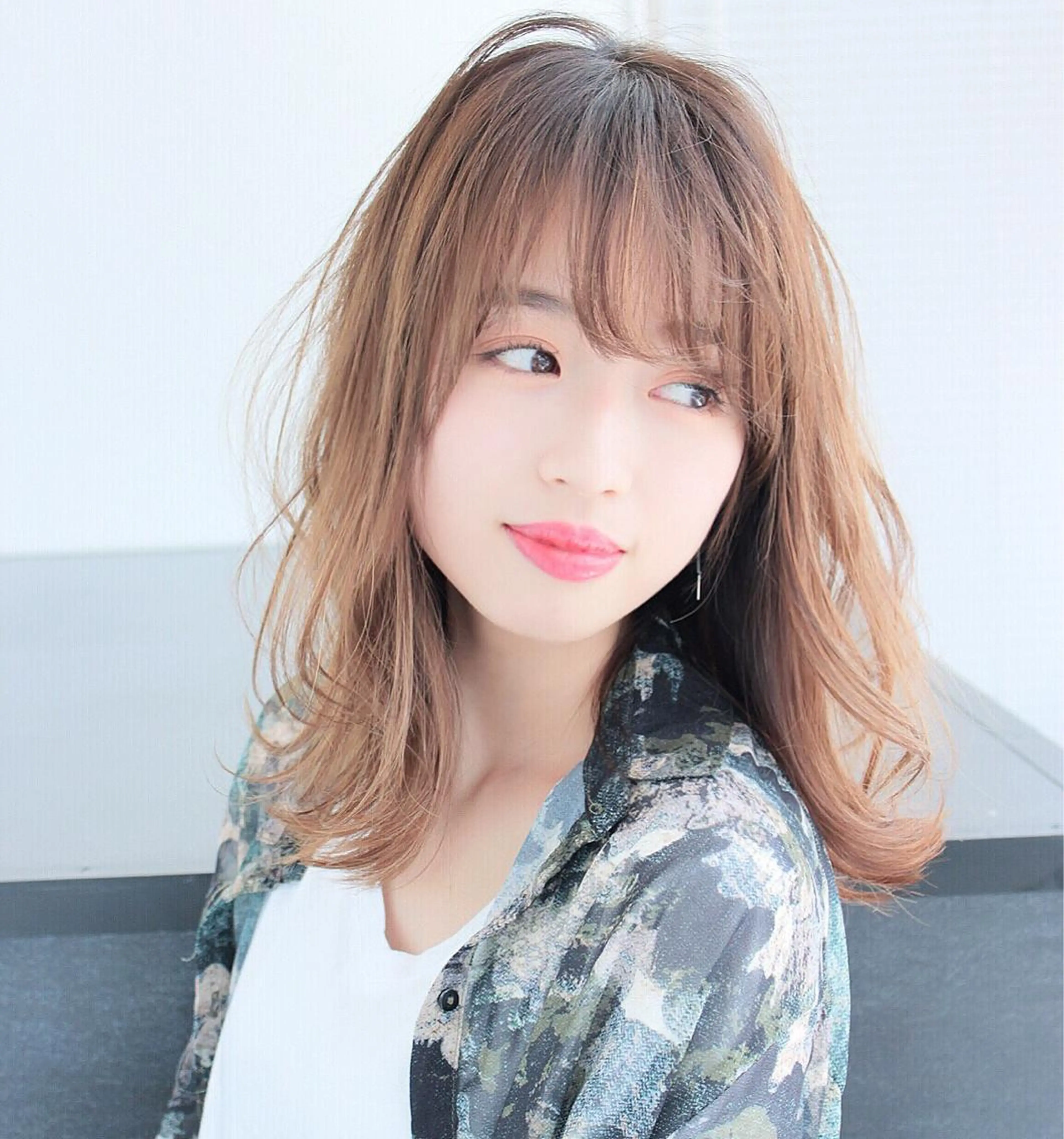 ミディアム カット ヘアカラー トリートメント times salon所属・ショートと髪質改善 達人⭐️村上将梧のヘアスタイル