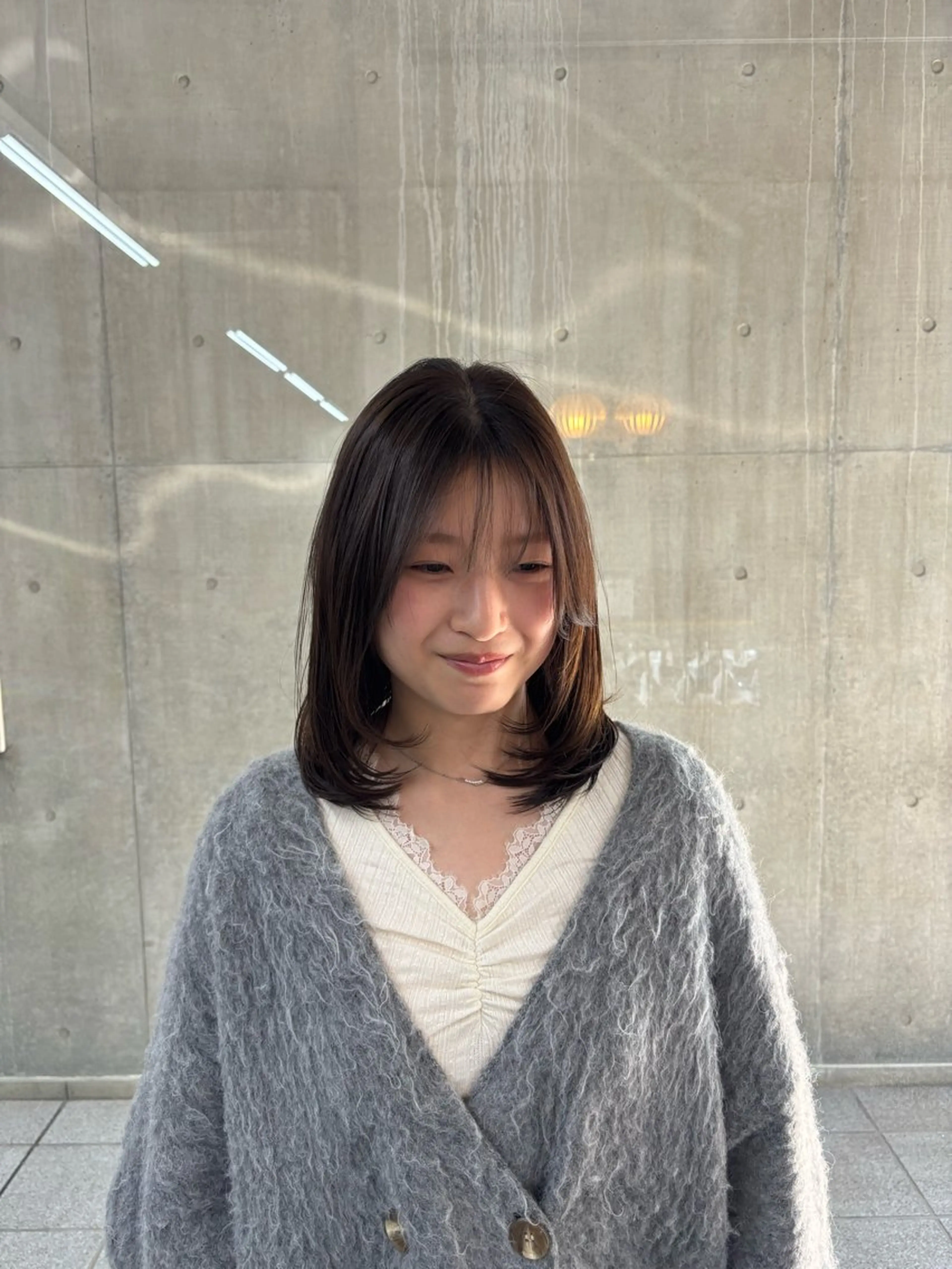 ミディアム レイヤーカット Dice朋生/艶感/ 美髪/指名No. 1のヘアスタイル