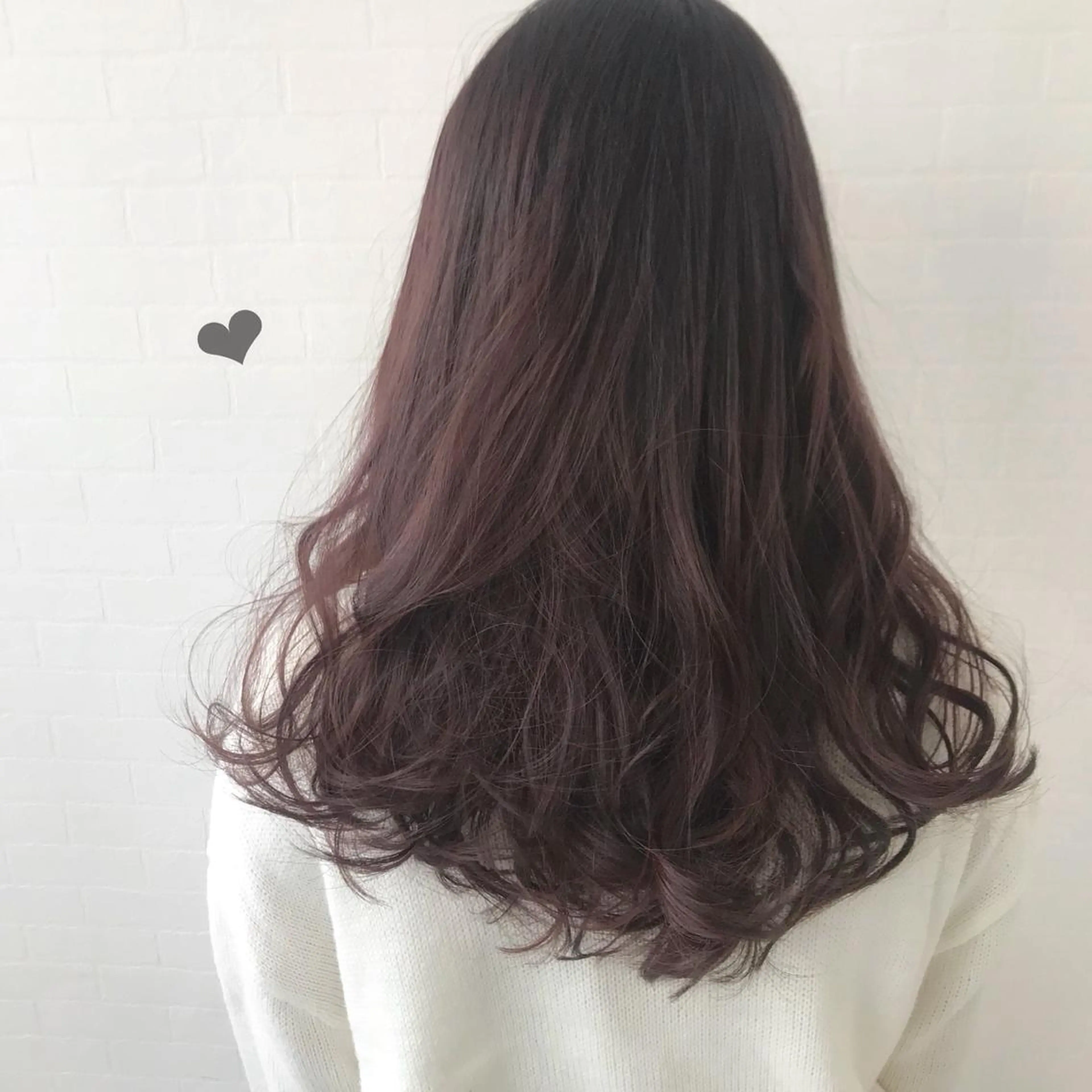 ロング カラー オリーブ/アッシュ やわらか透明感カラーのヘアスタイル