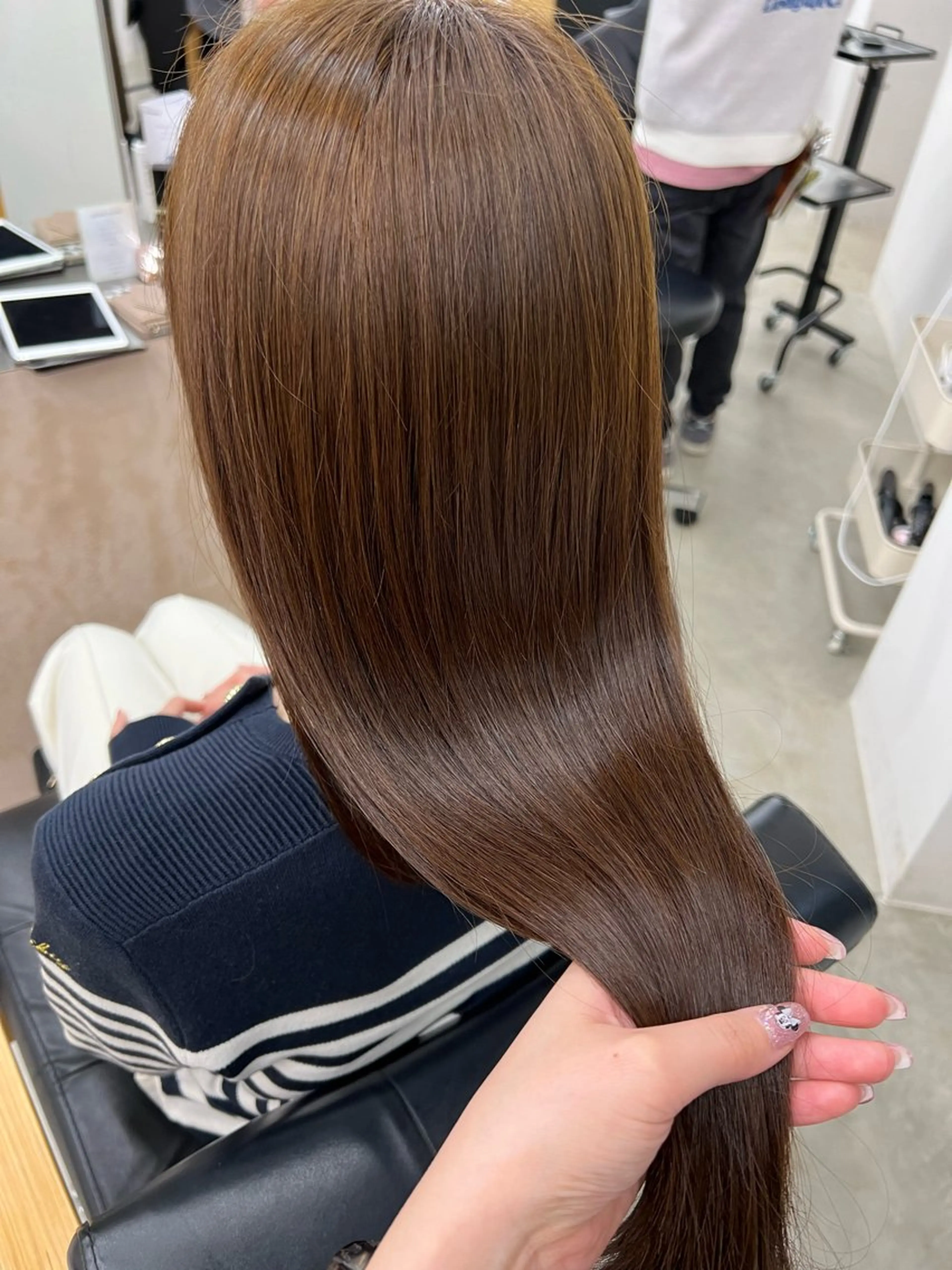 ロング ヘアカラー トリートメント vince. moekoのヘアスタイル