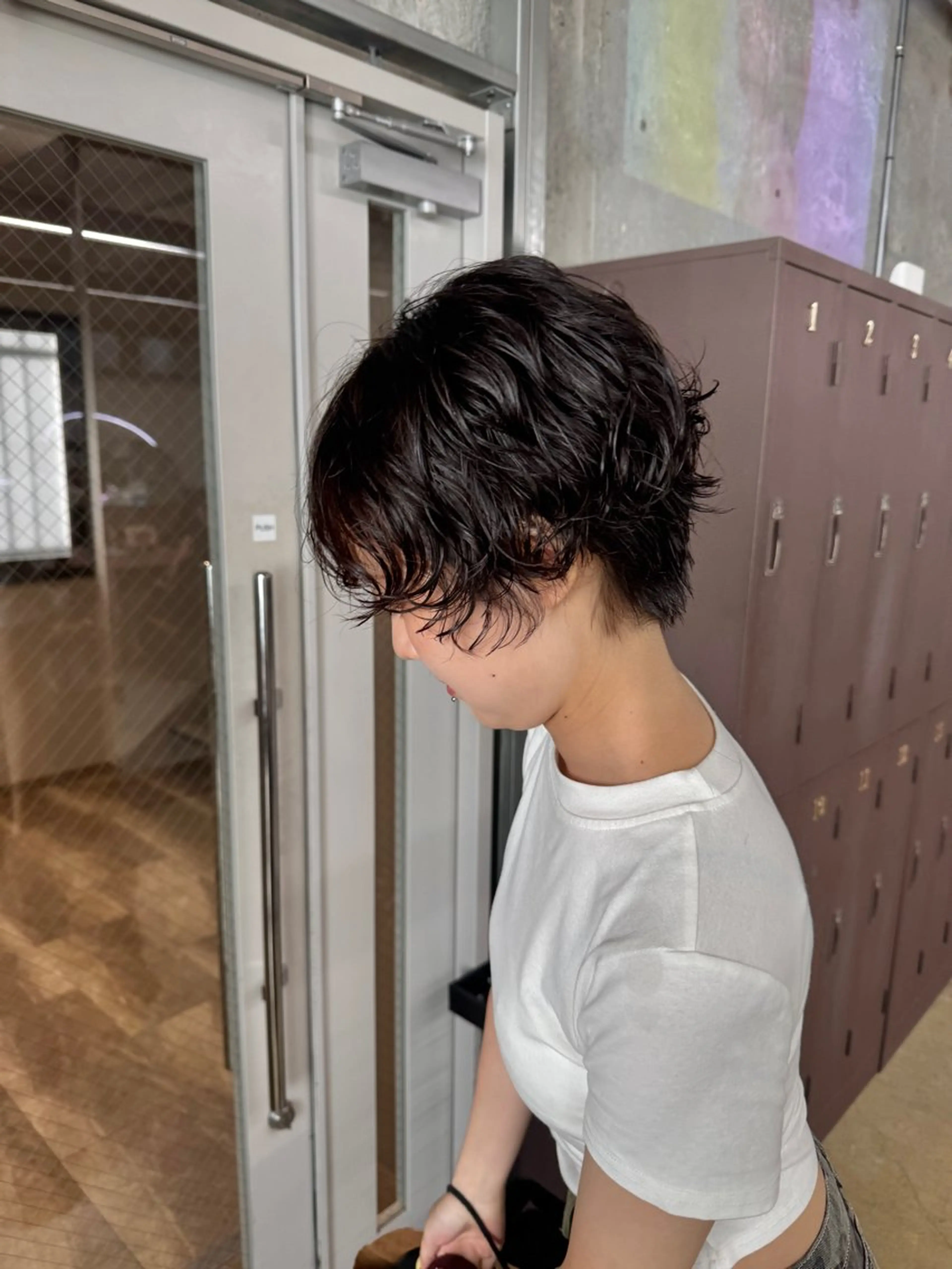 ショート パーマ 顔周りカット 森田遥奈/透明感カラ ー/似合わせカットのヘアスタイル