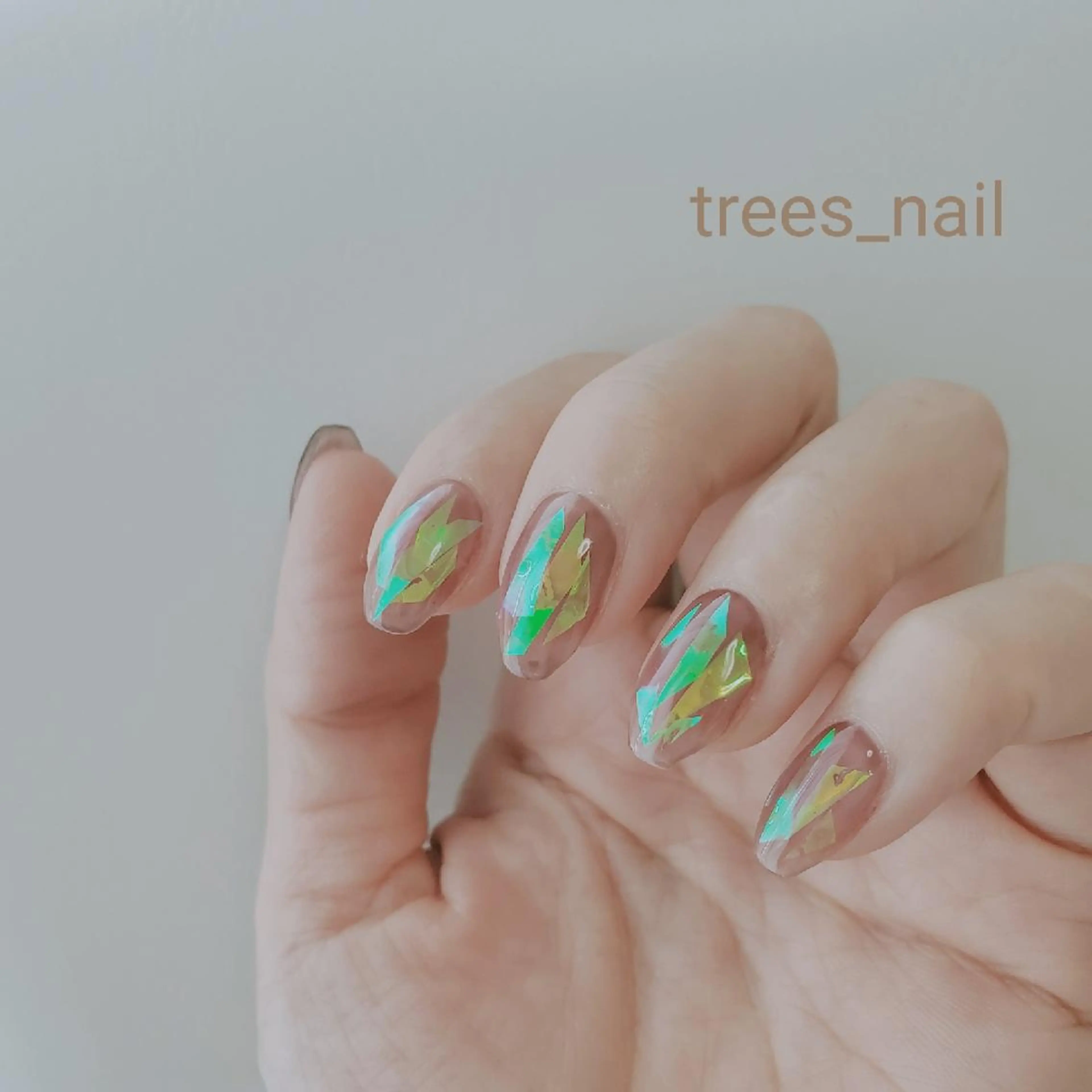 ネイル trees_ nailのネイルデザイン