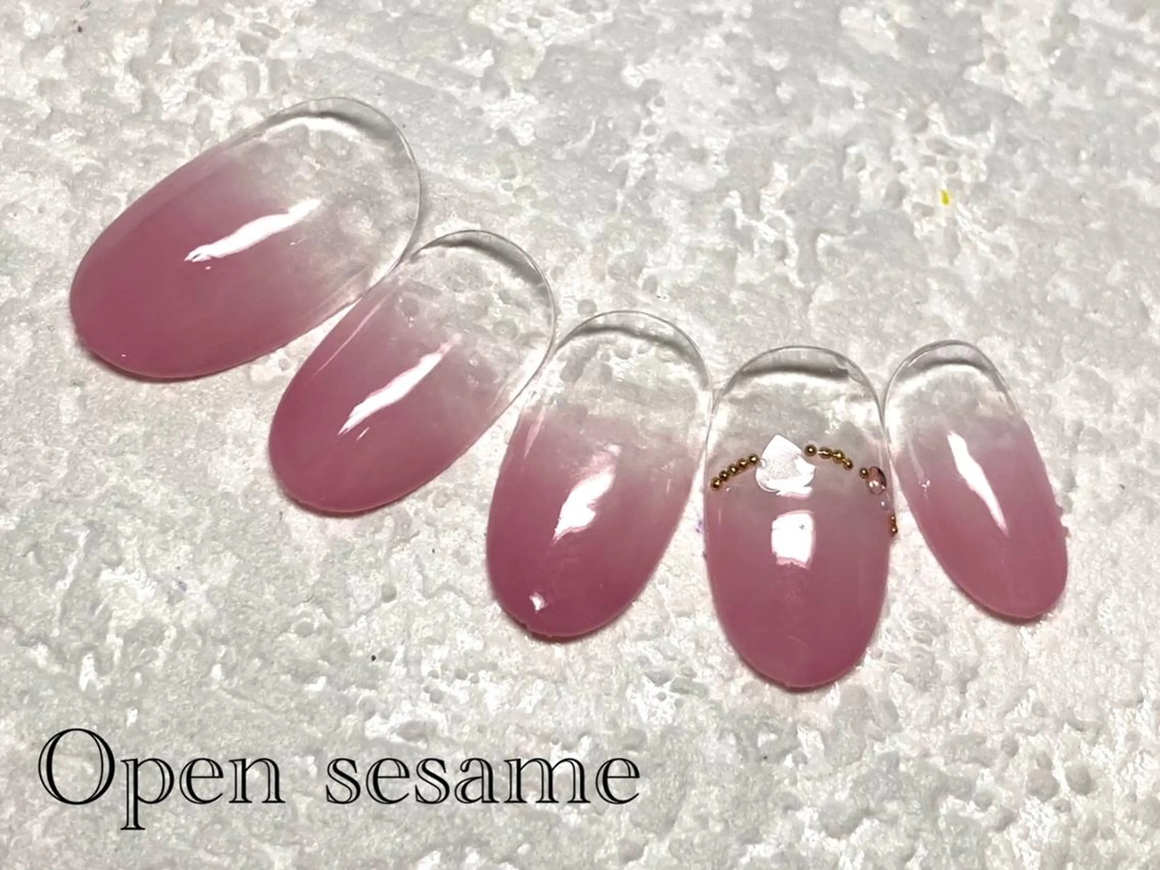 ネイル 遠藤 志乃のネイルデザイン