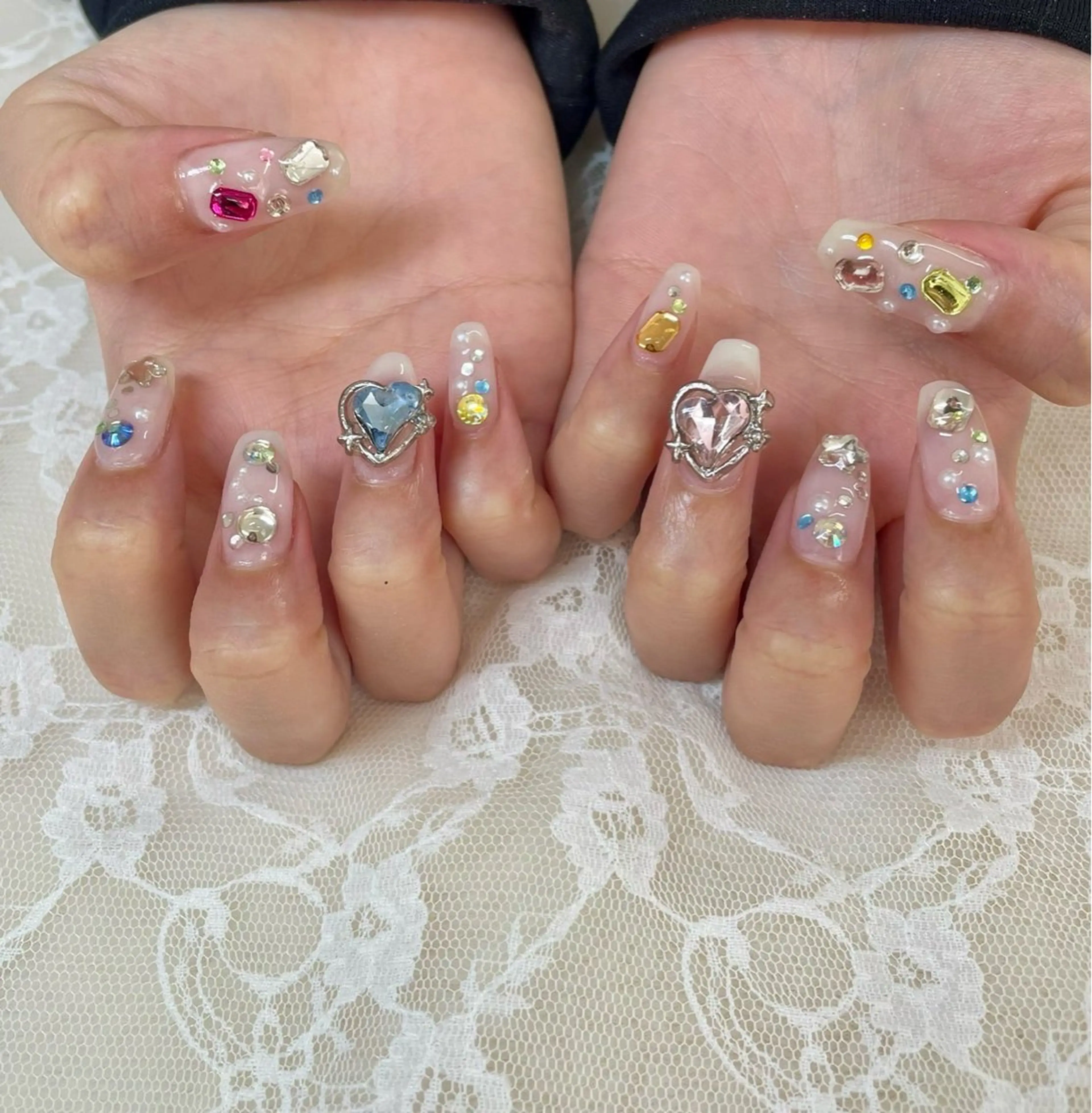 ネイル ストーンネイル ワンホンネイル ハンドネイル ハンドケア 心斎橋Salon Epokkuのネイルデザイン