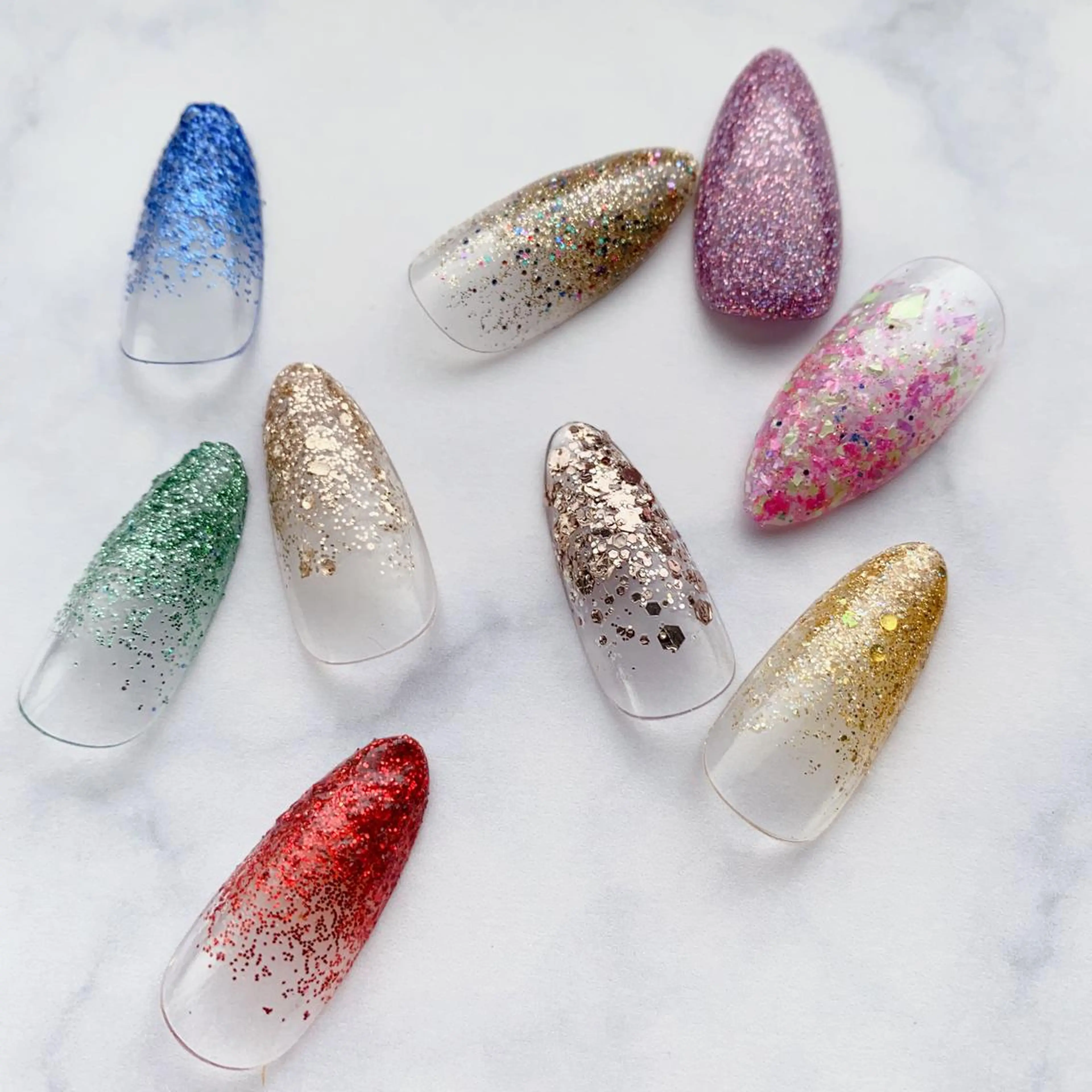 ネイル ラメ(グリッター) ラメグラデーション 鹿島台ネイルサロン/ 長さだし◎のネイルデザイン