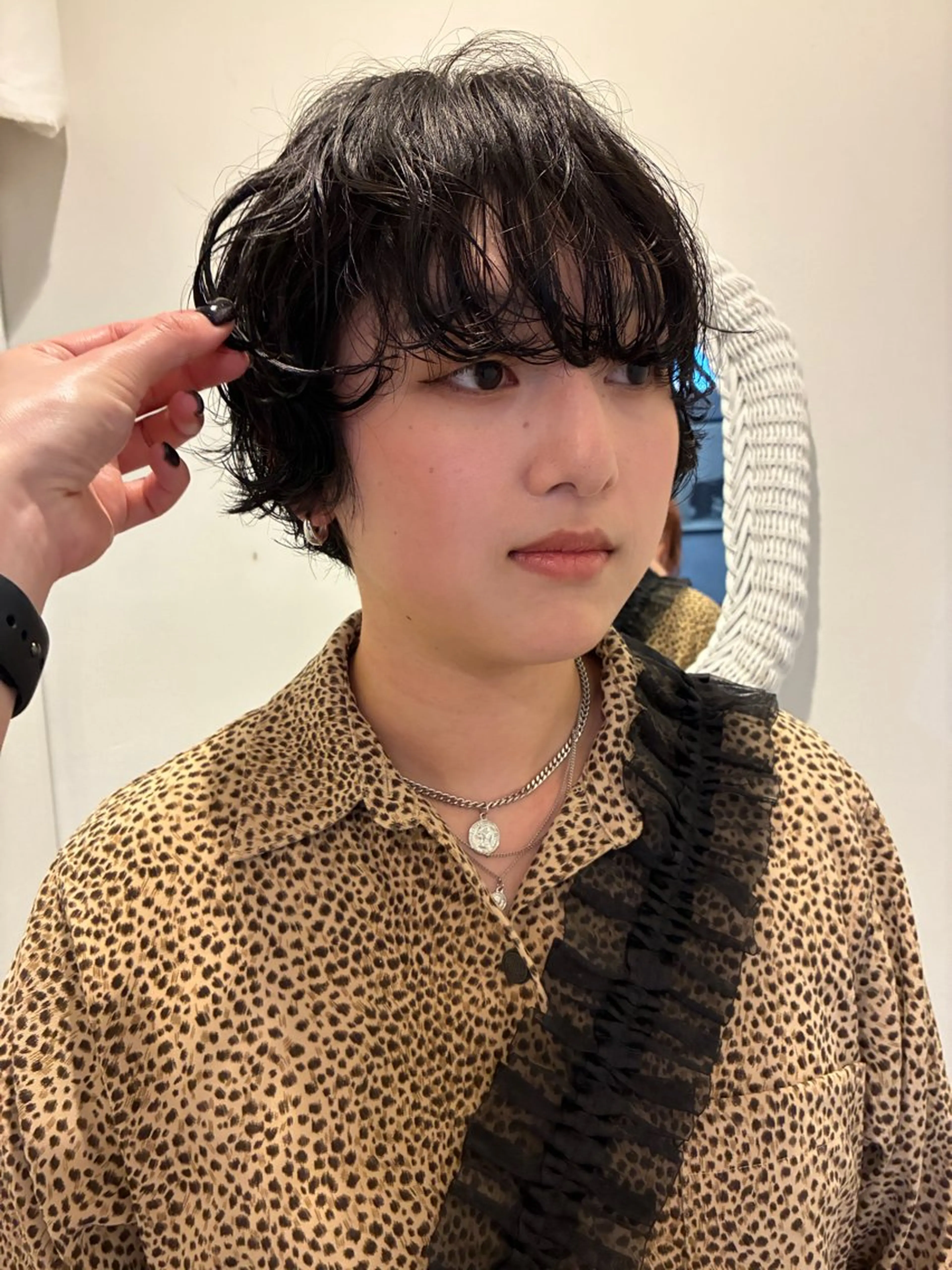 ショート パーマ レイヤーカット ショートヘア カット パーマ loty hair design所属・SEIRA🤍 レイヤーカットのヘアスタイル