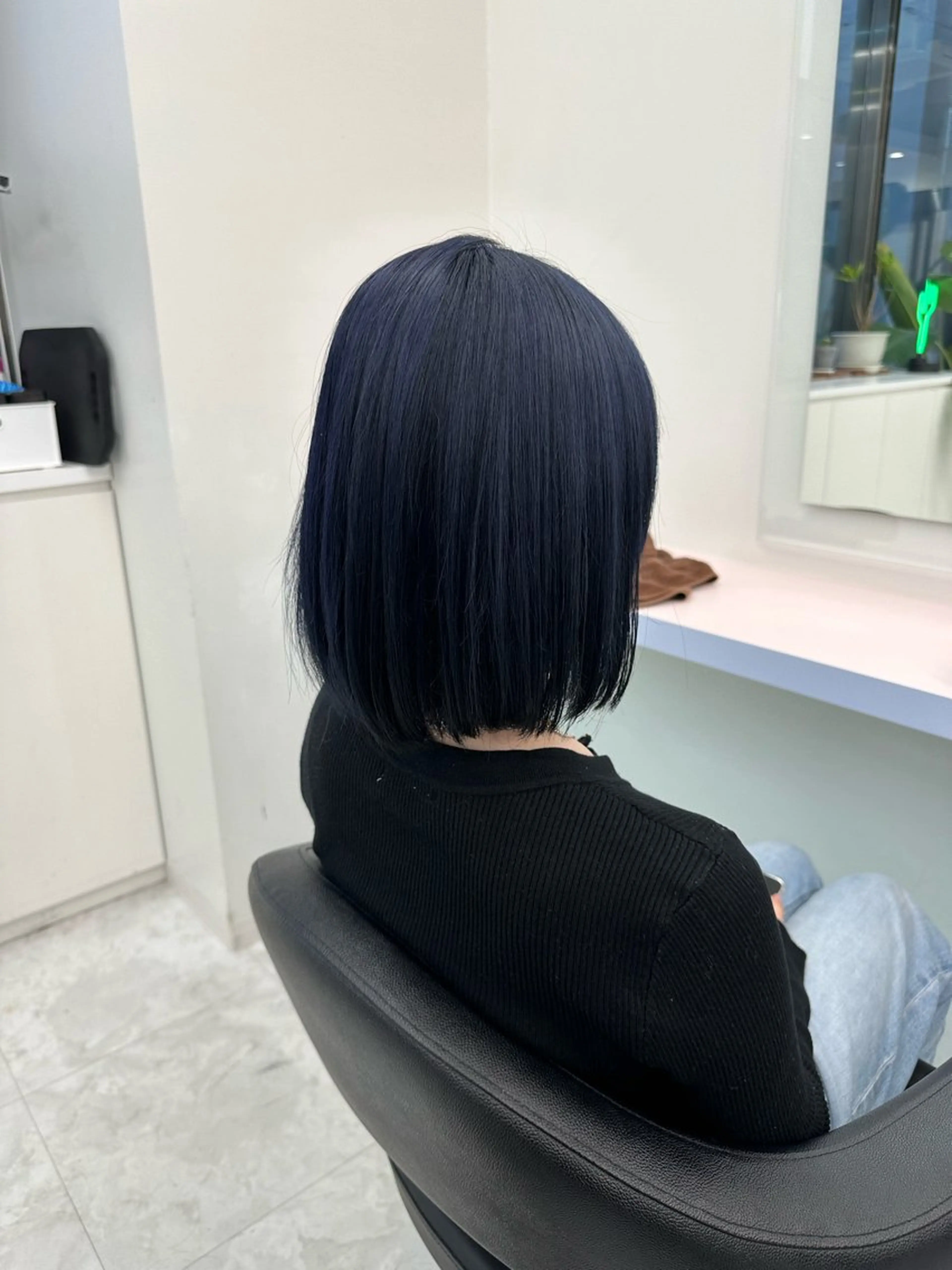 ミディアム カラー ヘアカラー ヘッドスパ 🫧ハイトーン🫧 ベージュ🫧徹哉のヘアスタイル