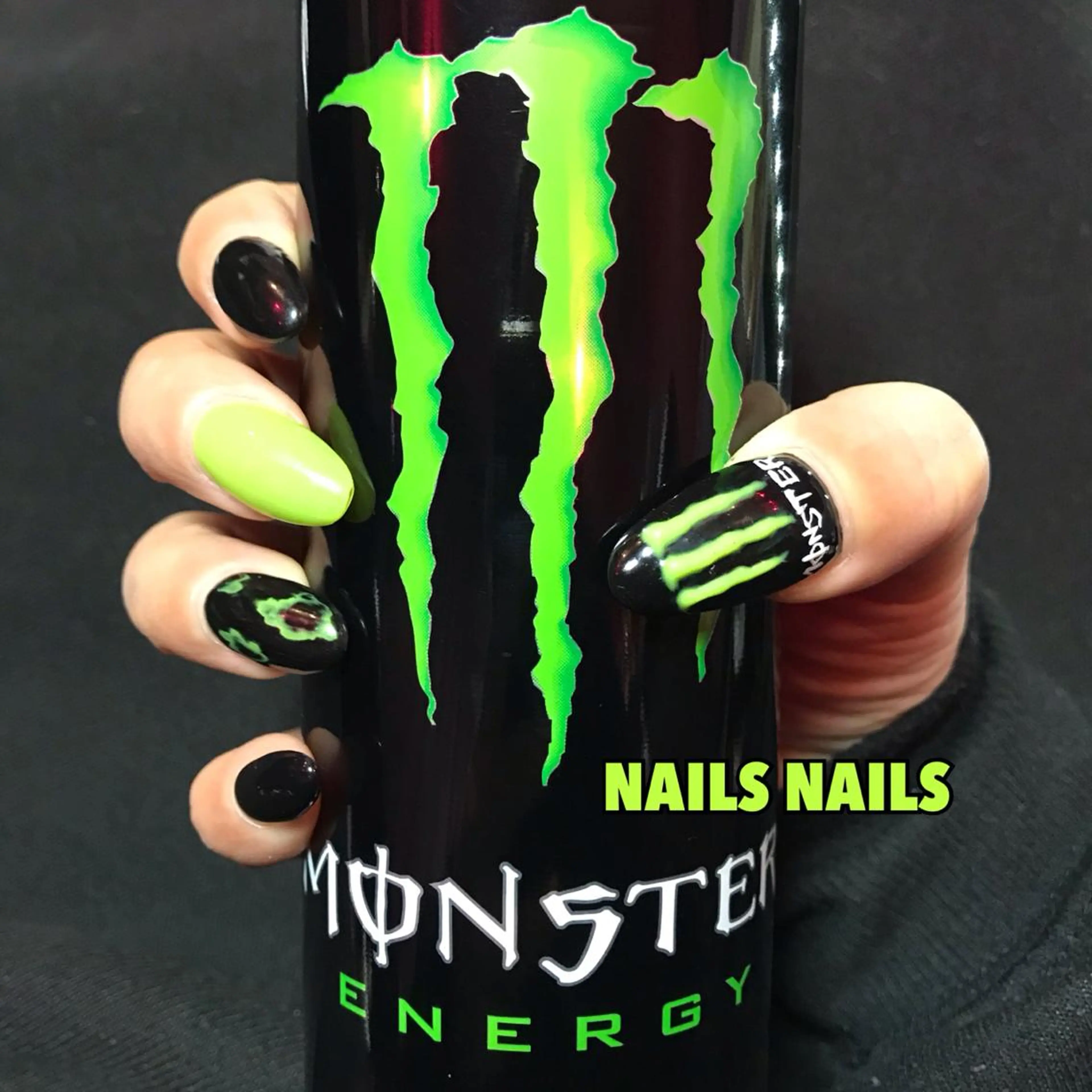 ネイル ジェルネイル スカルプネイル NAILSNAILS ERIKAのネイルデザイン