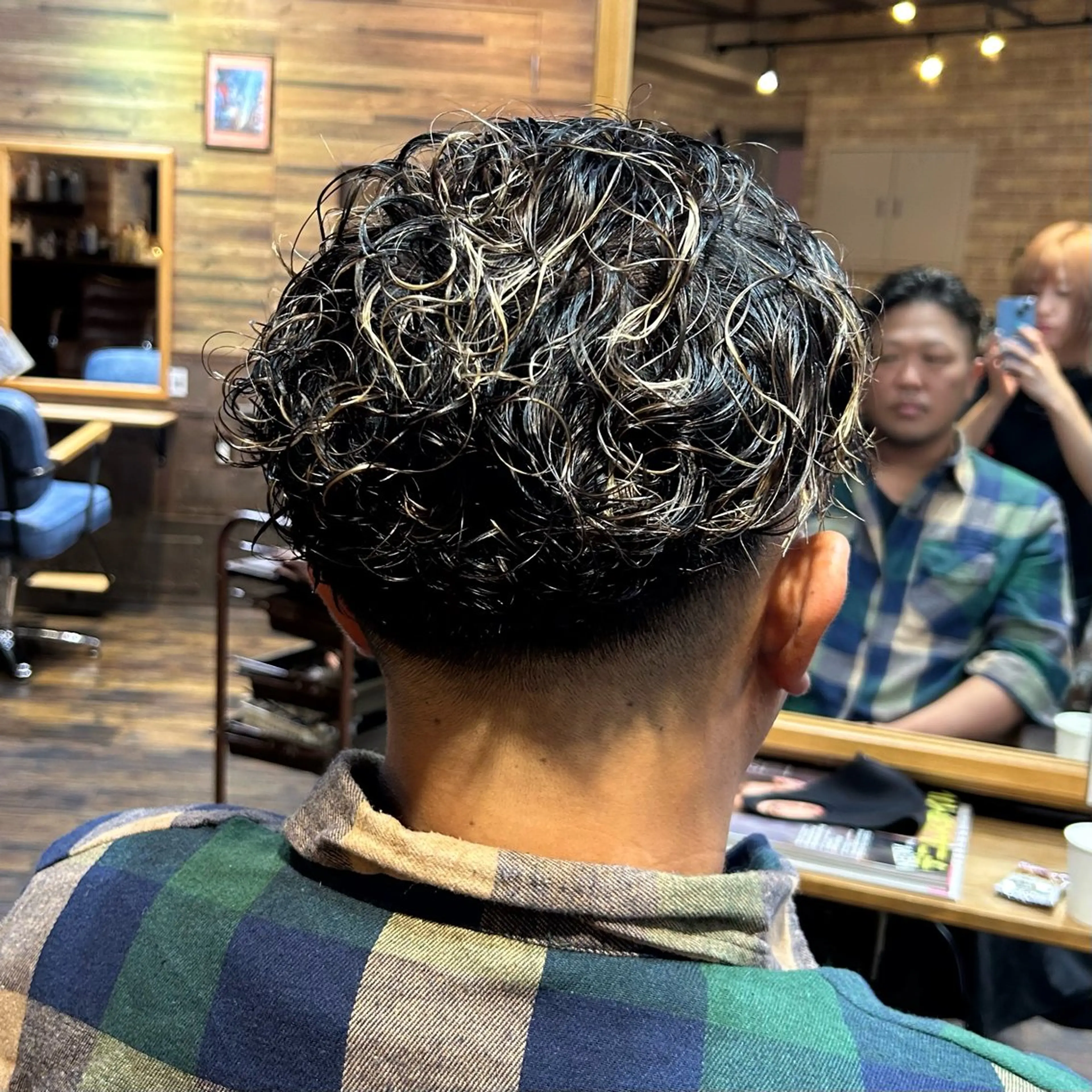 ショート カラー パーマ メンズ カット ヘアカラー パーマ トリートメント ツイスパ/メンズ特化 🦋𝑺𝑶𝑵𝑬の眉毛・アイブロウイメージ