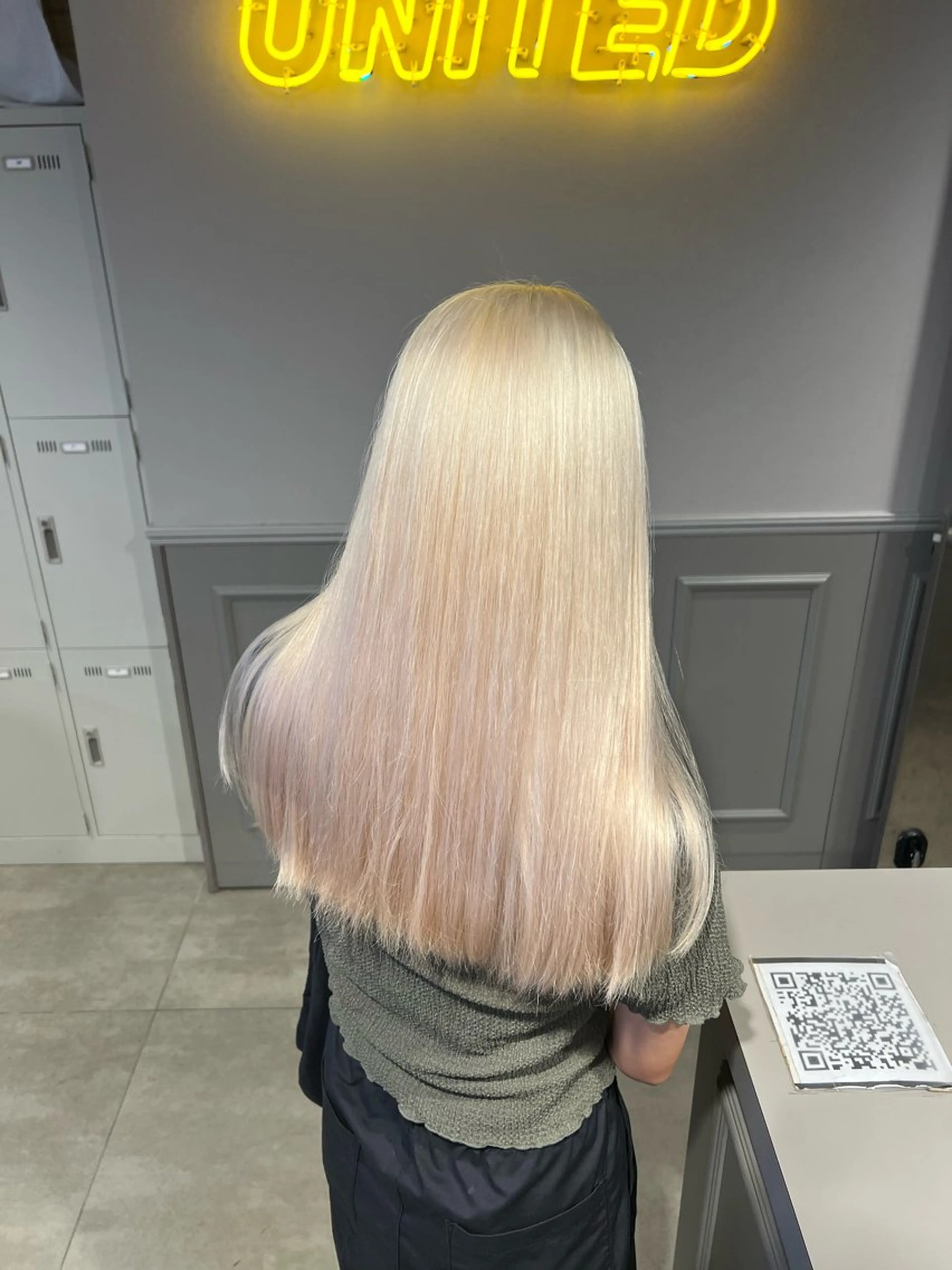 ロング カラー ヘアカラー 韓国レイヤーカット /REIのヘアスタイル