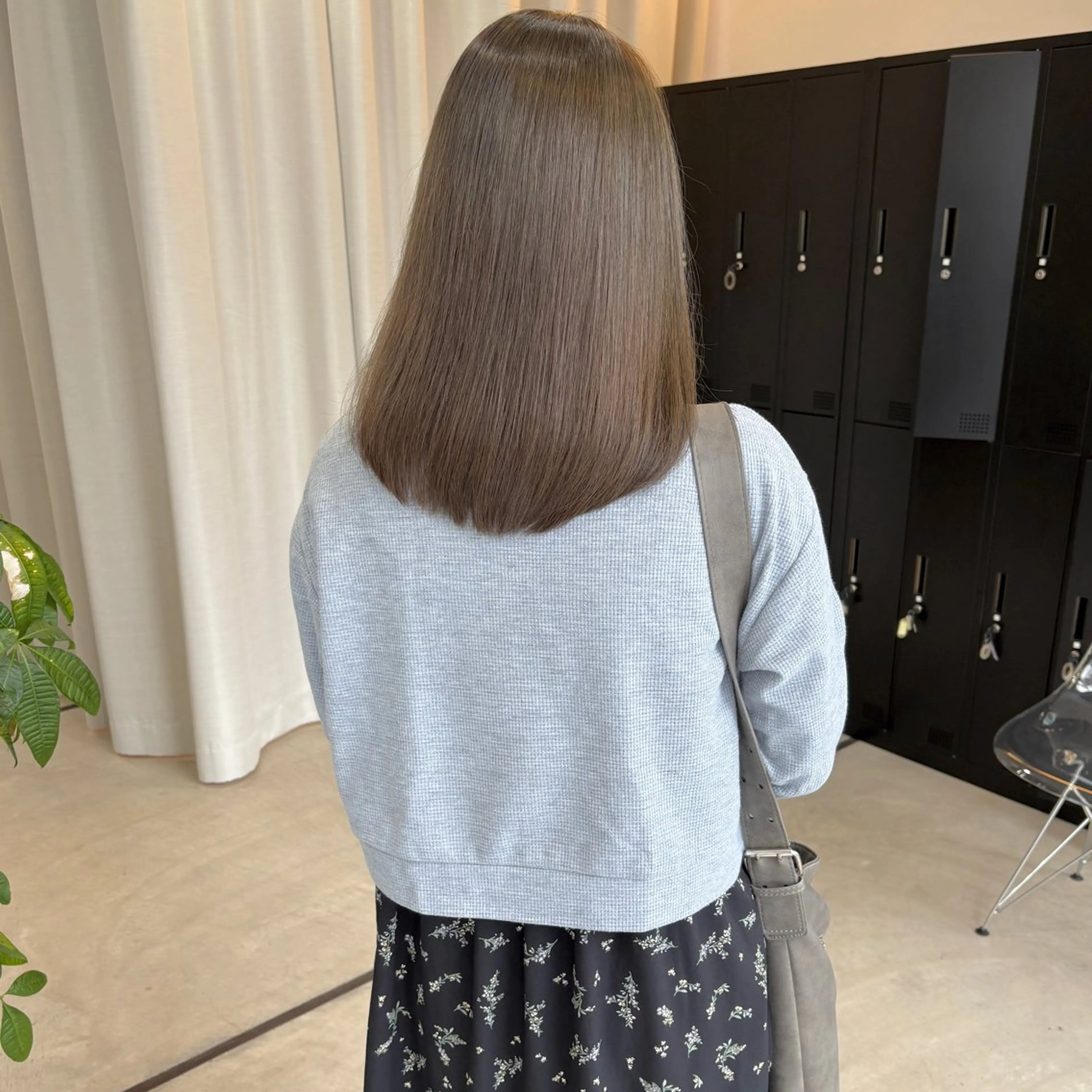 ミディアム カラー ブリーチ 透明感カラー カット ヘアカラー はちすか るかのヘアスタイル