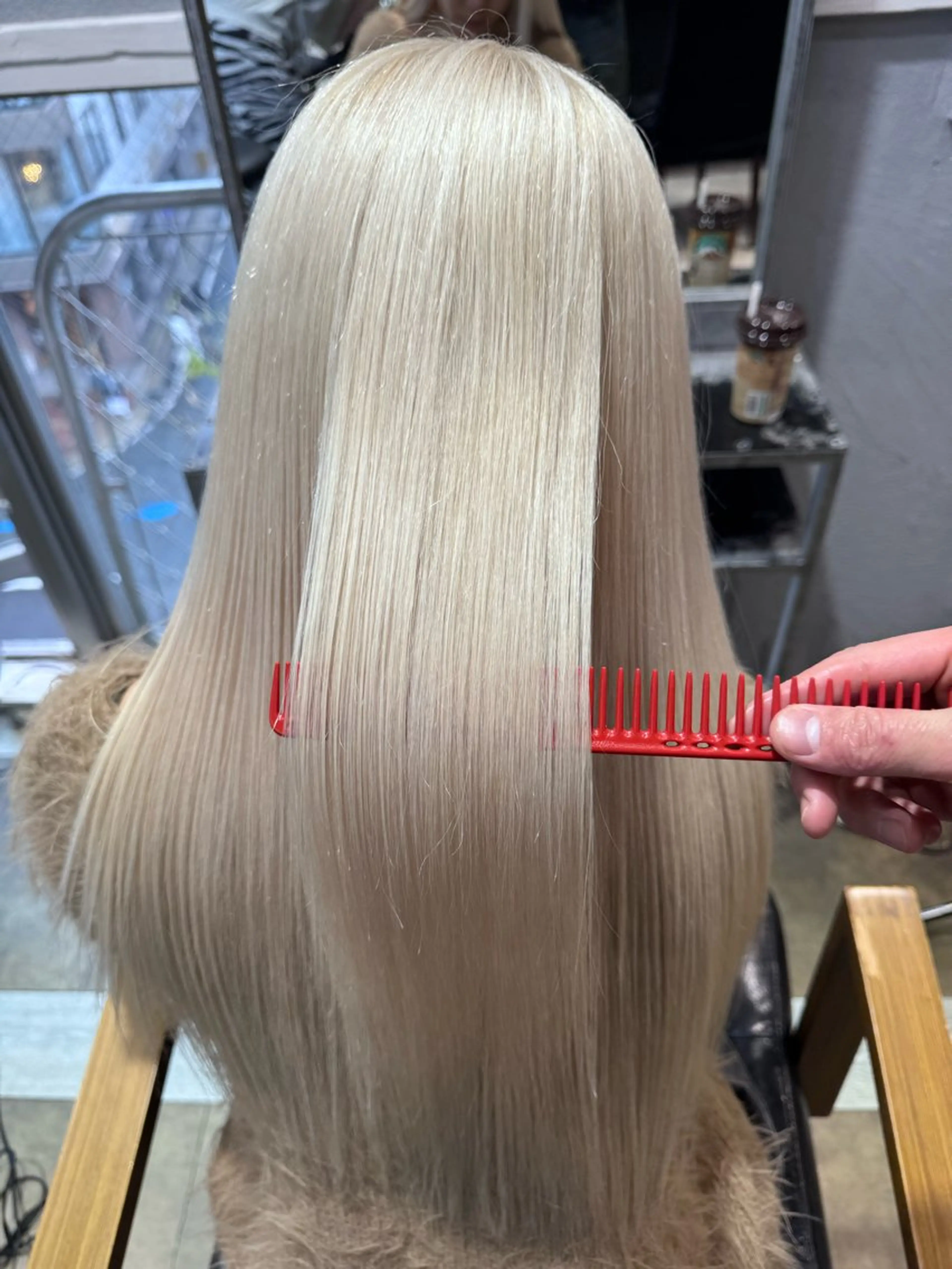 セミロング カラー dao/ミルクティー /ブラウン/ブロンドのヘアスタイル