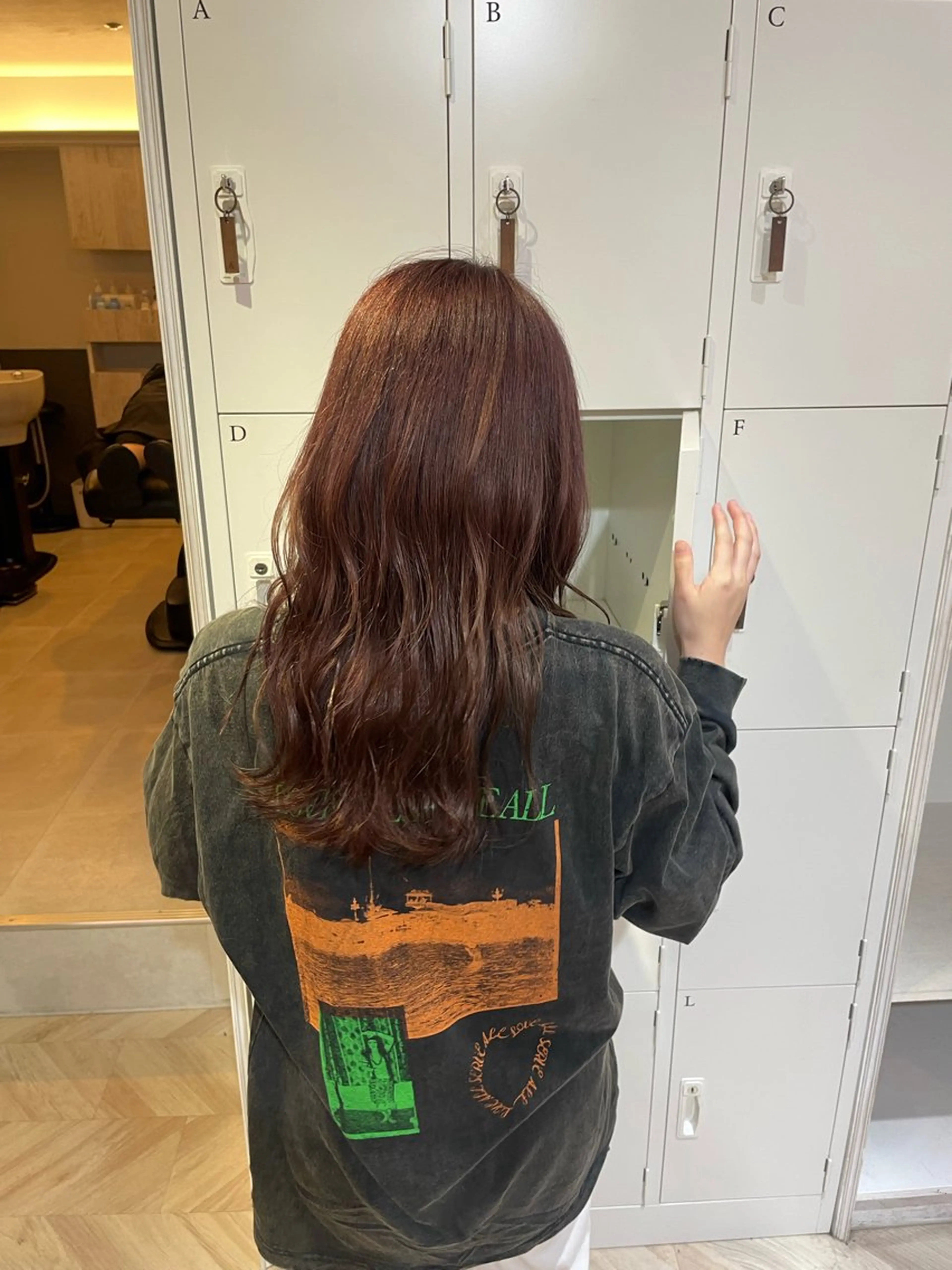 ロング Neale. ナナカのヘアスタイル