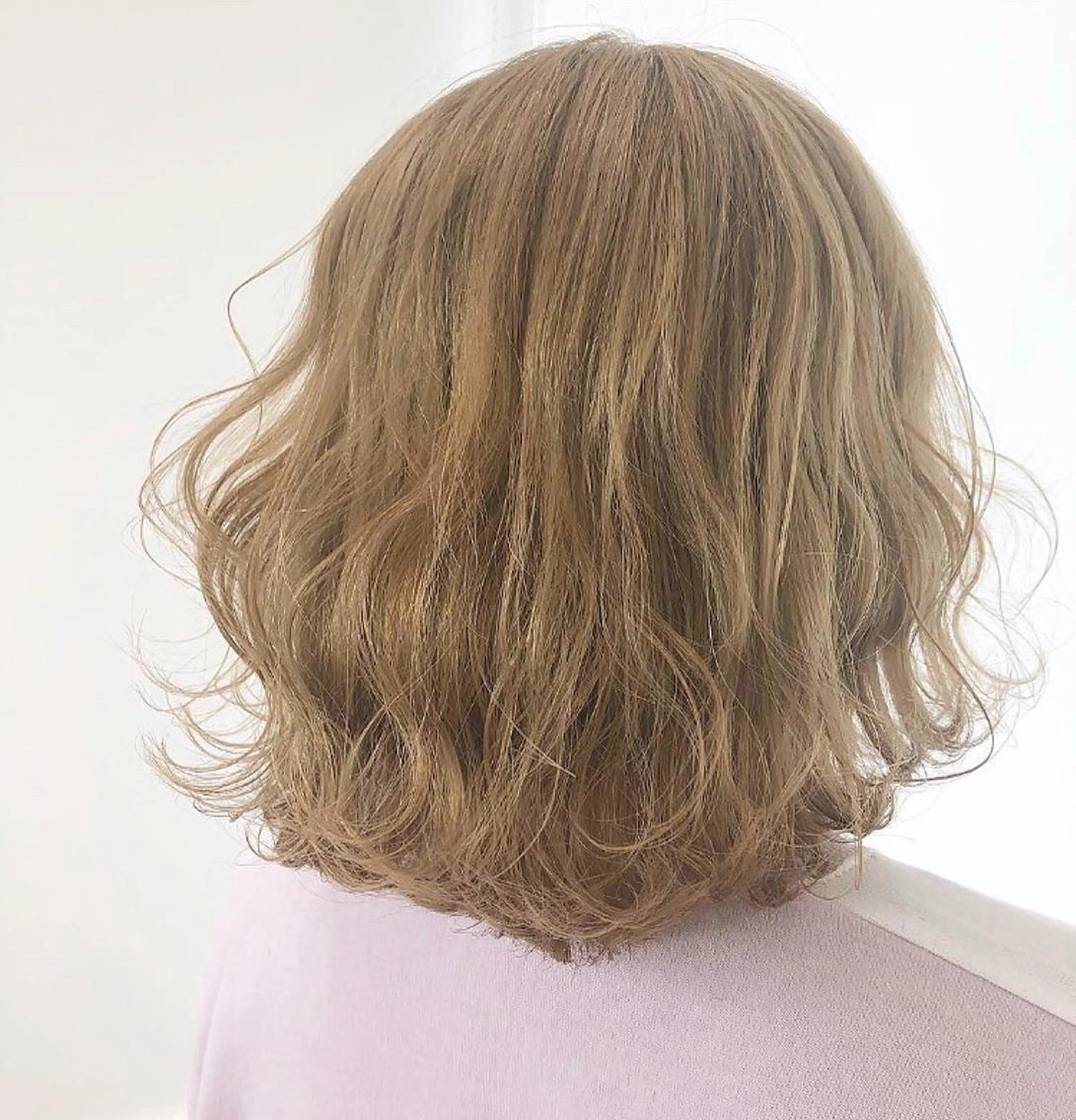 ミディアム sano sayakaのヘアスタイル
