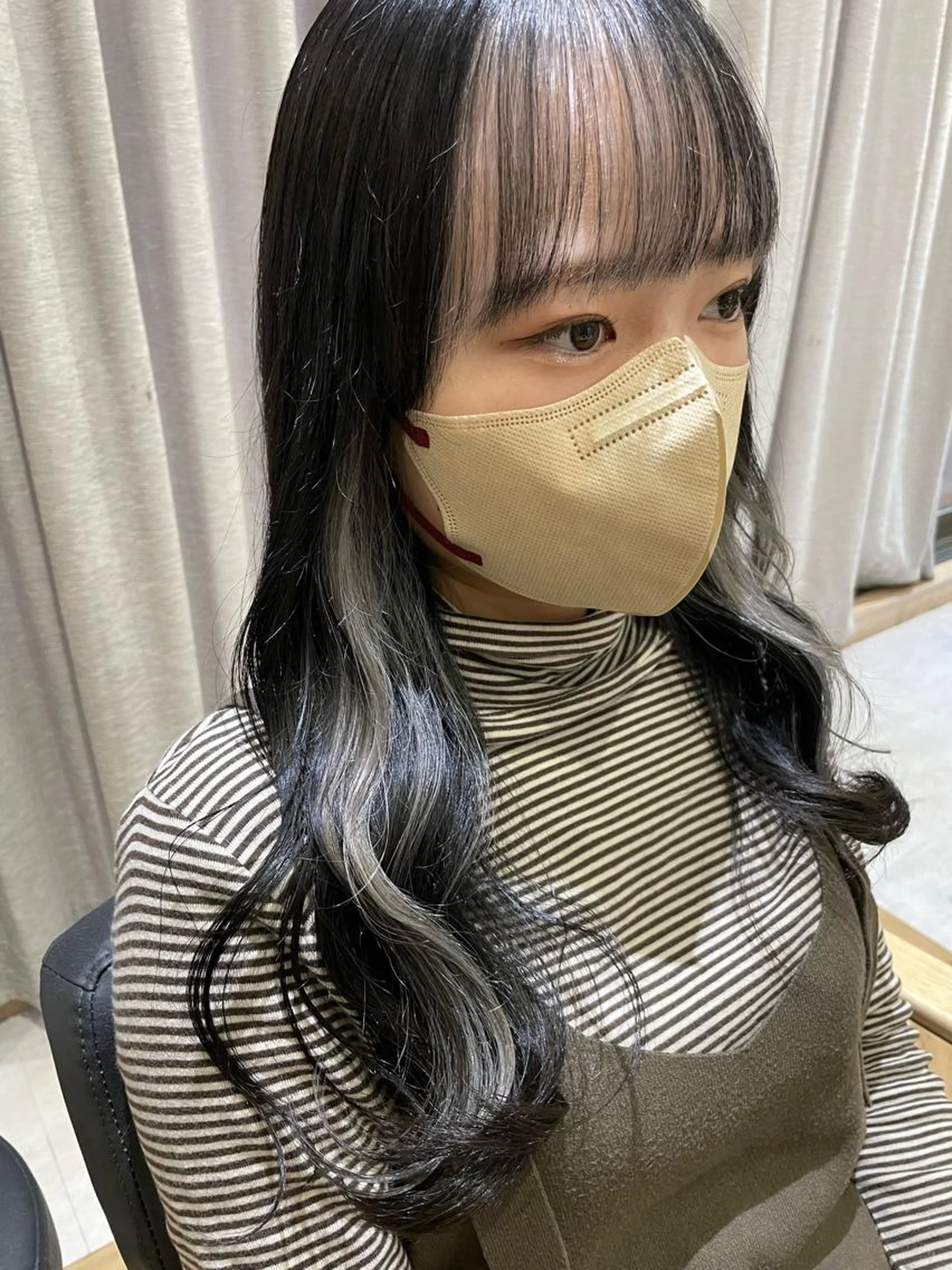 💎インナーカラー(ブリーチあり)＋全体カラー＋クイックトリートメントの写真