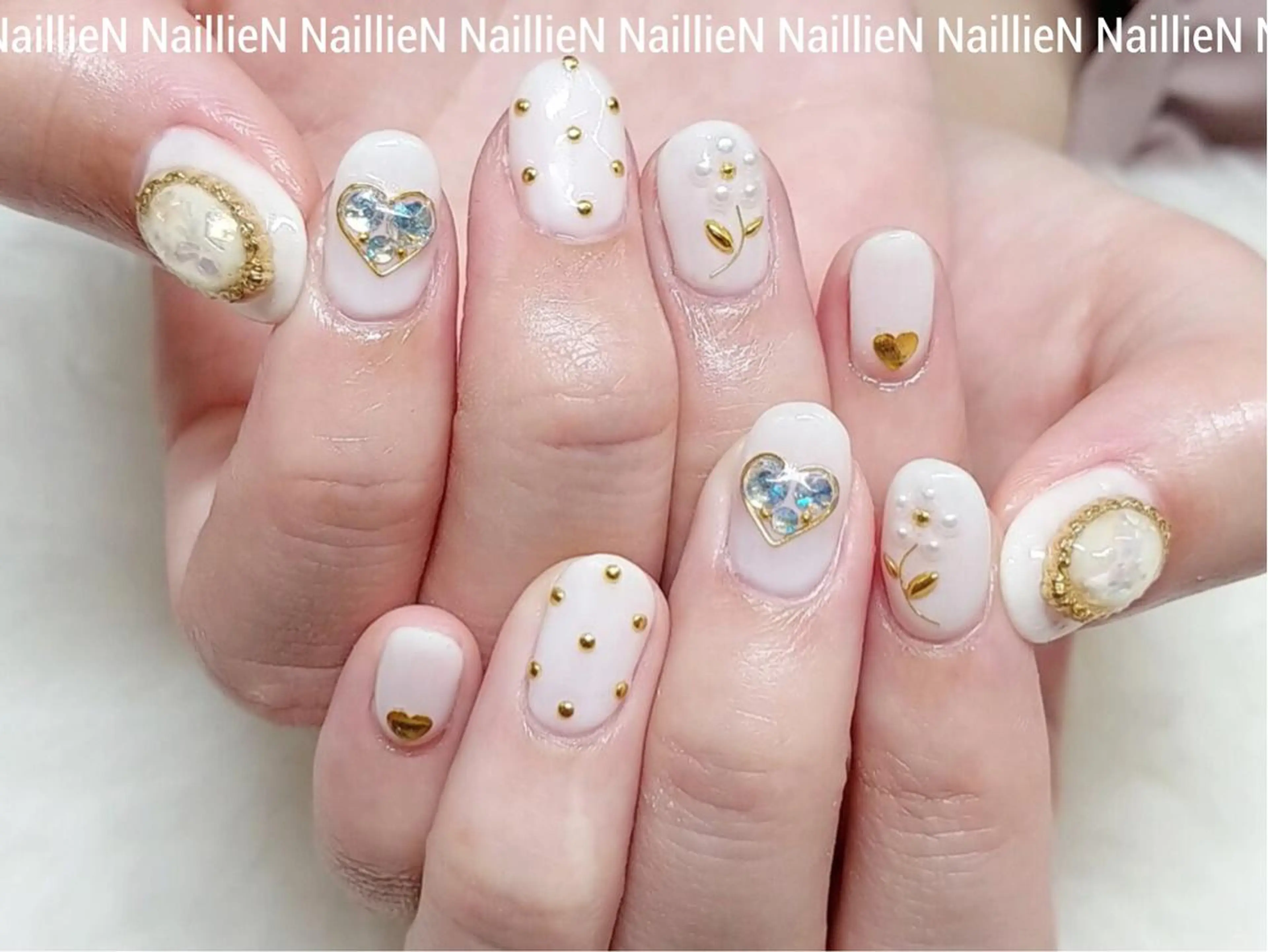ネイル フラワーネイル Nail lieNのネイルデザイン
