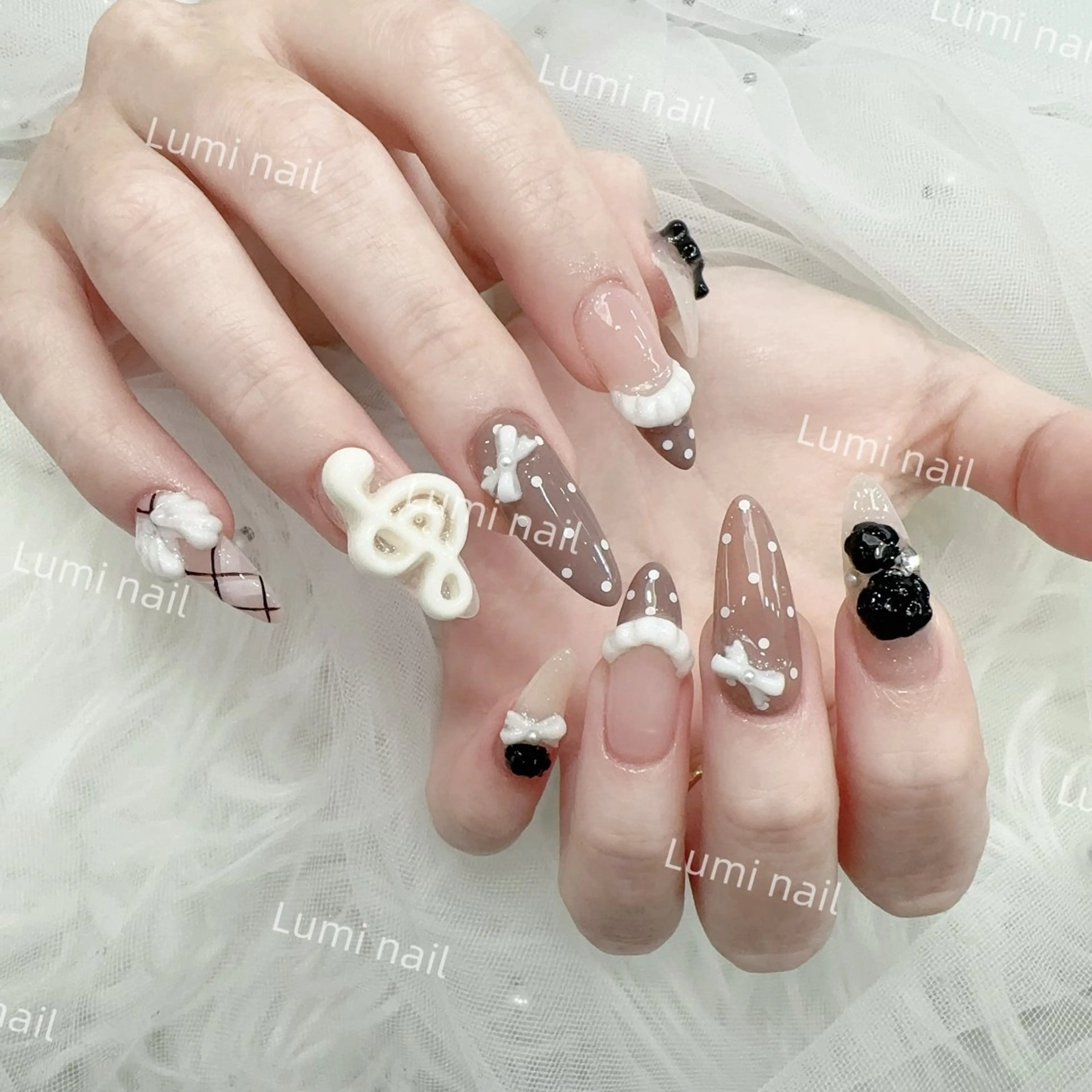 ネイル Lumiネイルサロン所属・Lumi Nail Salonのネイルデザイン