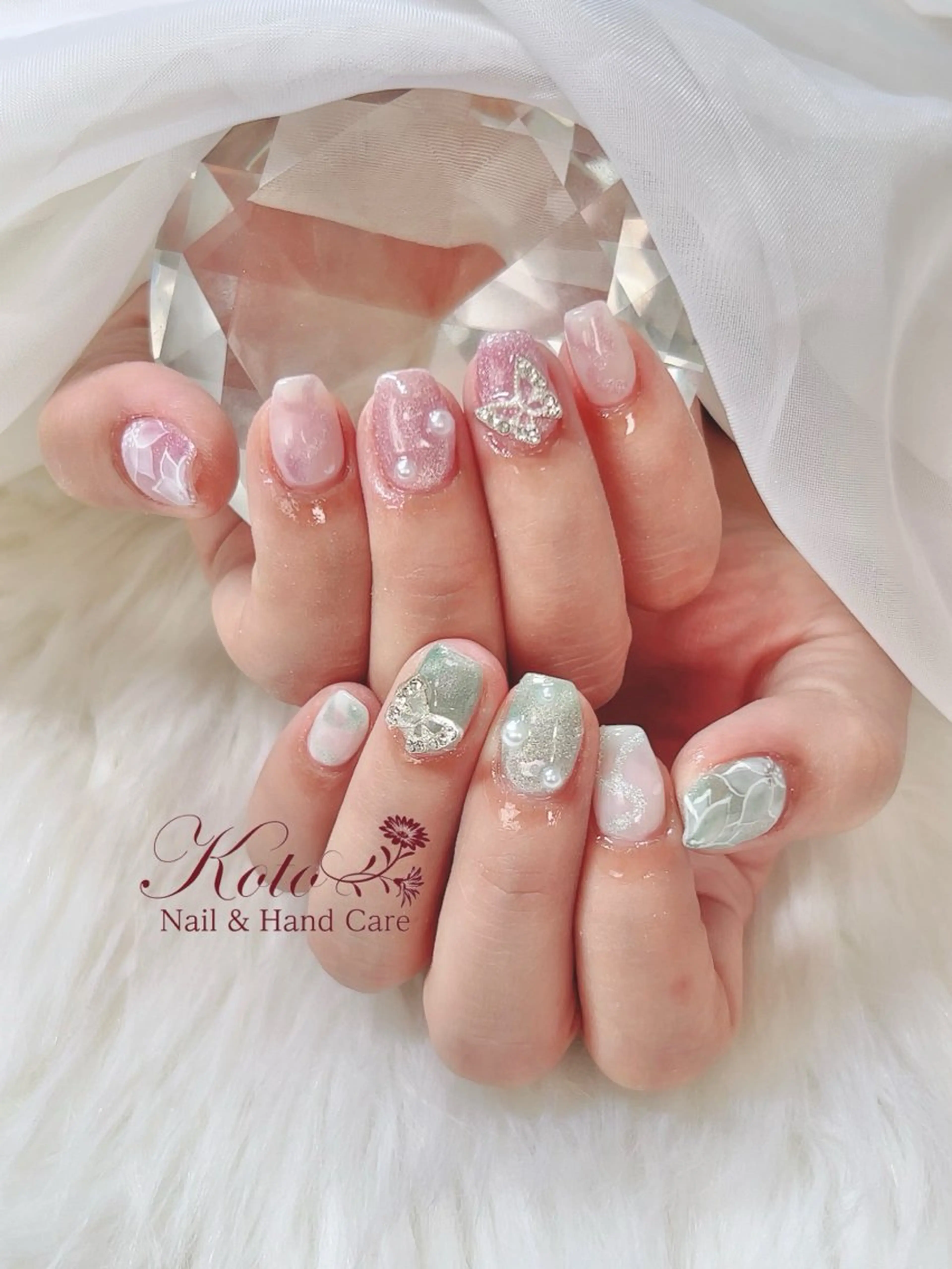 ネイル 長さ出し ジェルネイル 持ち込み ニュアンスネイル 赤色 ハンドネイル Nail Salon KOTOのネイルデザイン