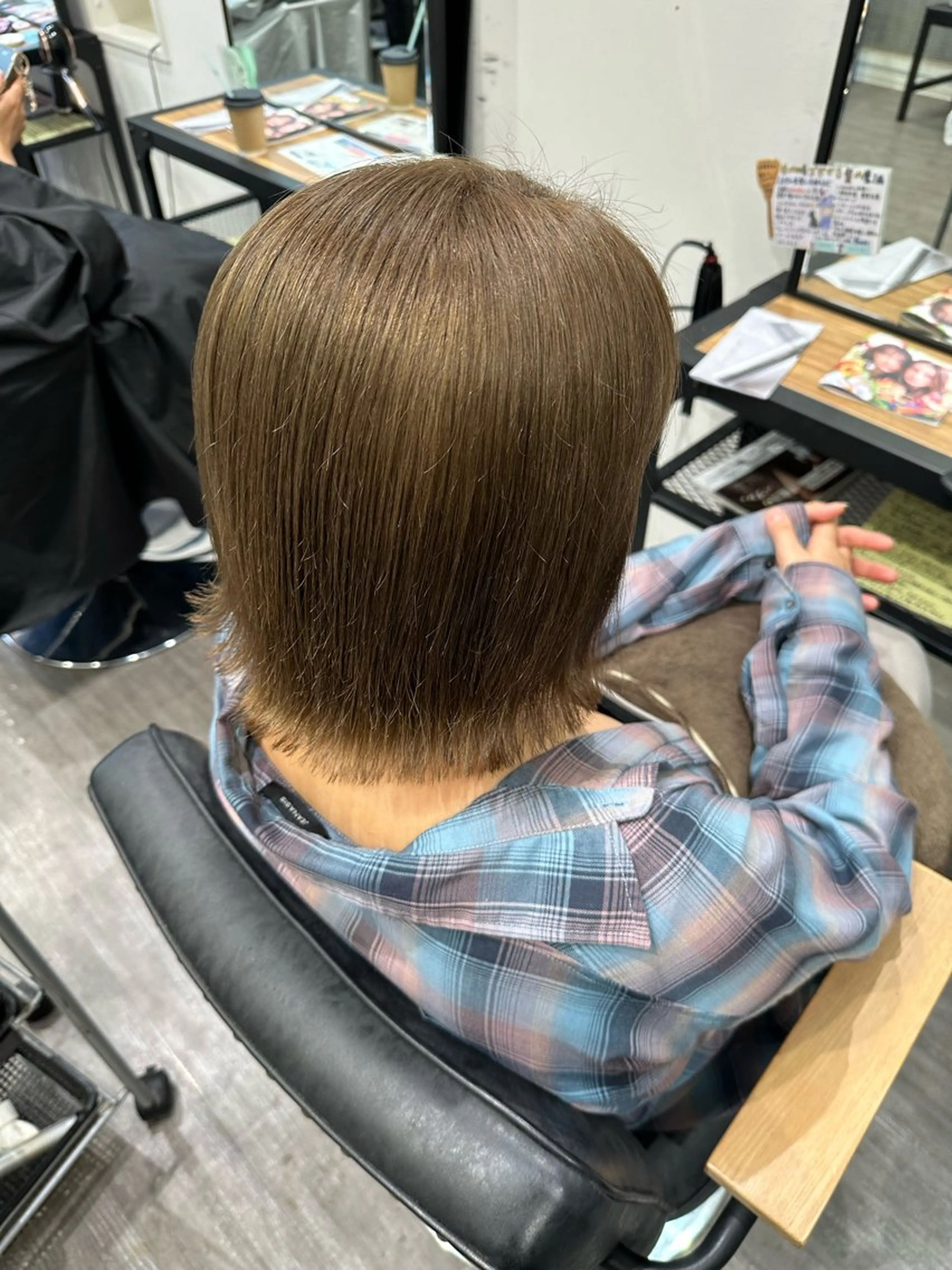 ミディアム カラー グレージュ カット ヘアカラー トリートメント 艶髪レイヤー上田 紗也🇰🇷💗のヘアスタイル