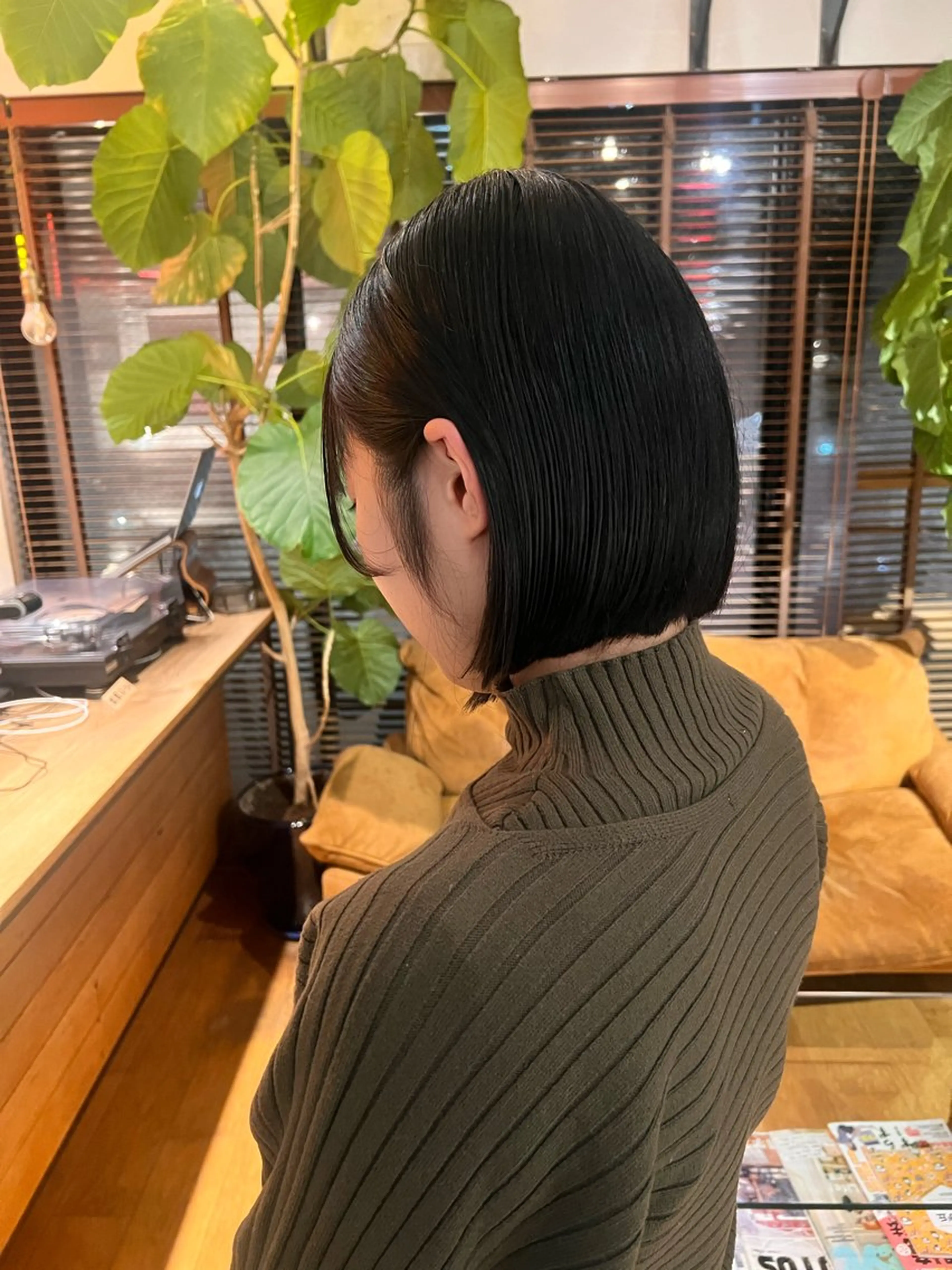 ショート 似合わせカット✂︎ 艶カラー･*:湊七海のヘアスタイル