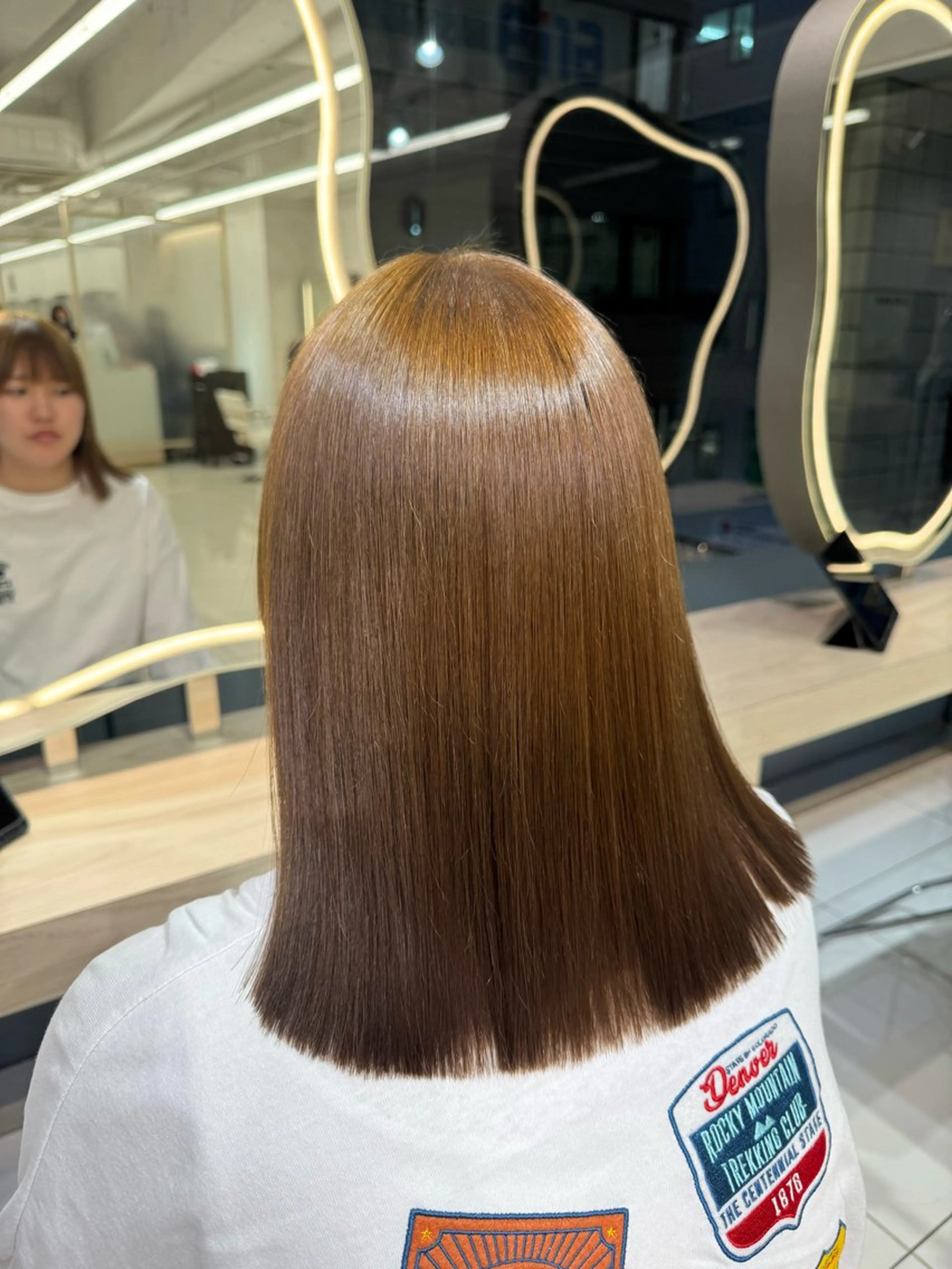 セミロング カラー 顔まわりカット/ カラー/西野和裕のヘアスタイル