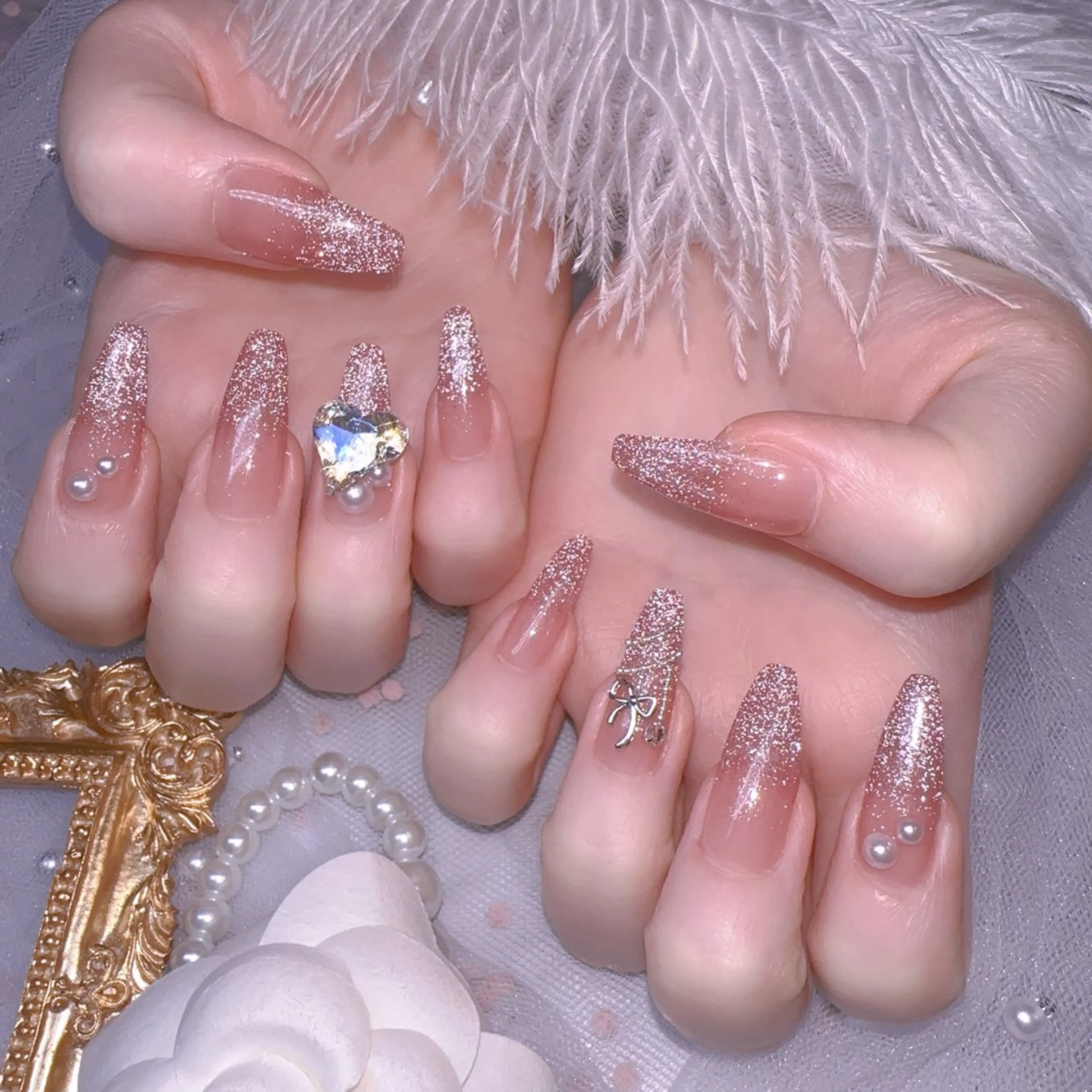 ネイル オーロラネイル フットネイル 韓国ネイル ラメ(グリッター) ラメグラデーション ハンドネイル Belle nail salon 新小岩のネイルデザイン