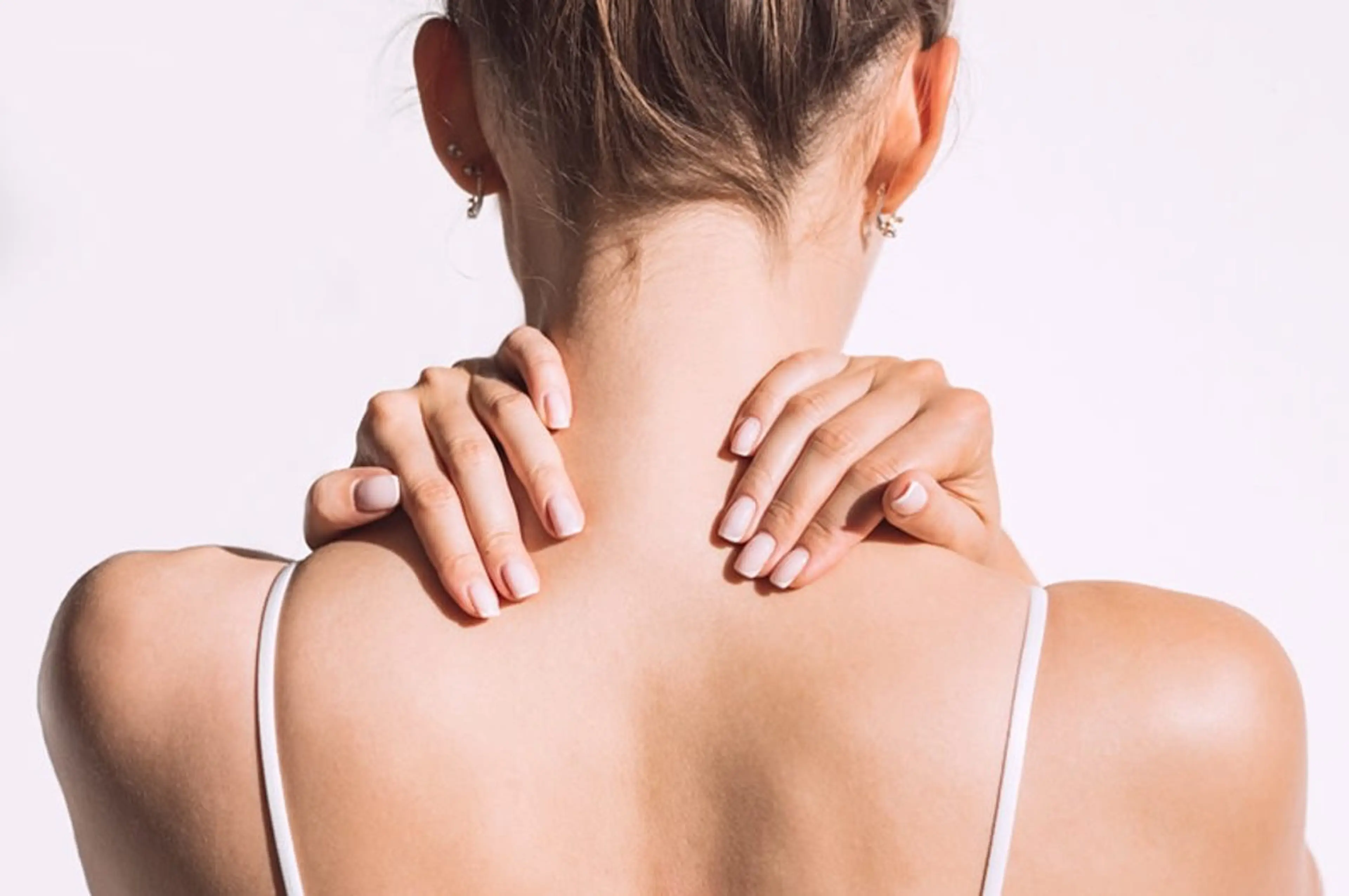 【美うなじは脱毛専門店で✴️】自己処理が難しいうなじはプロにお任せ♪の写真