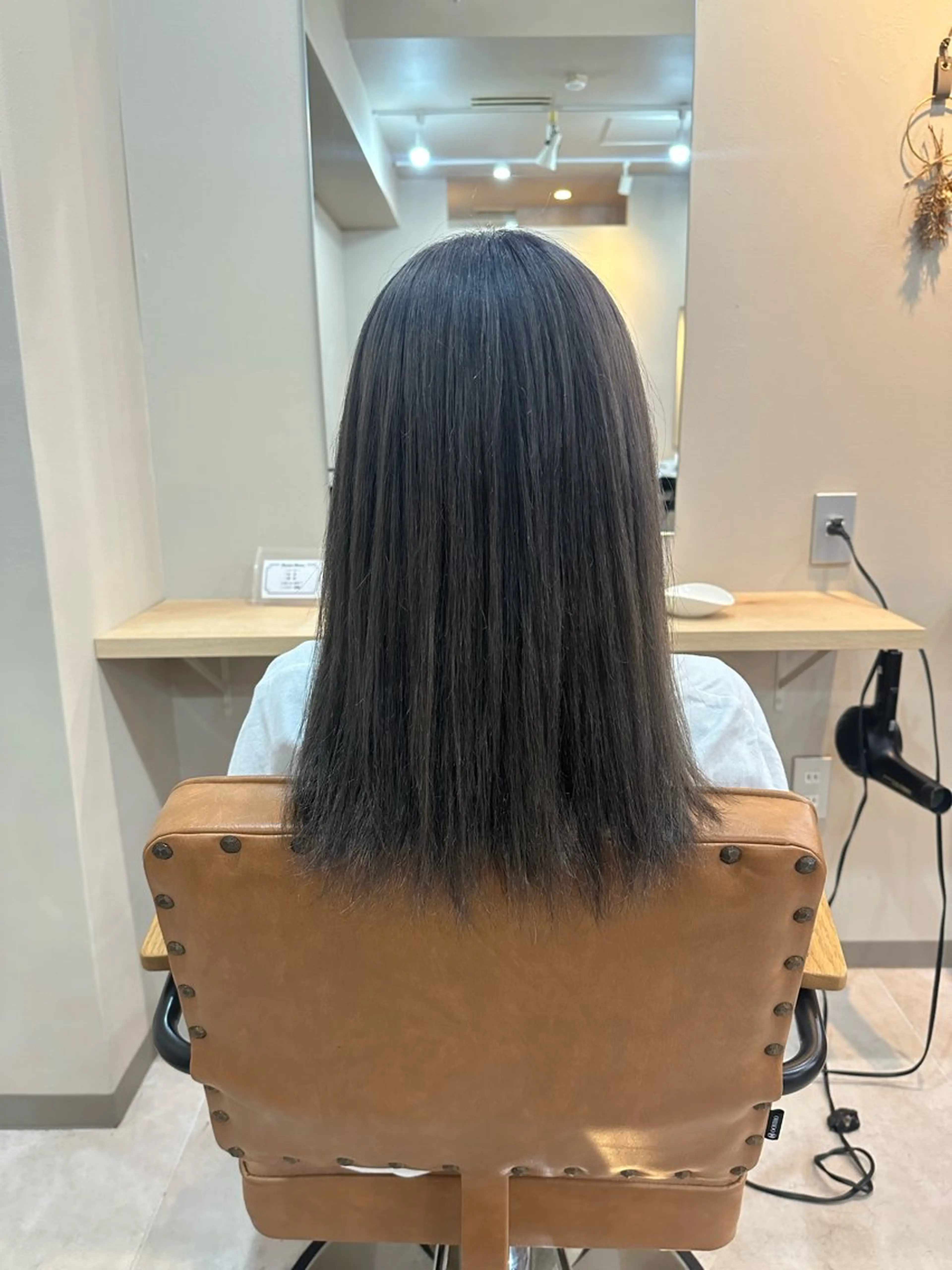 セミロング 櫻井 サクラのヘアスタイル