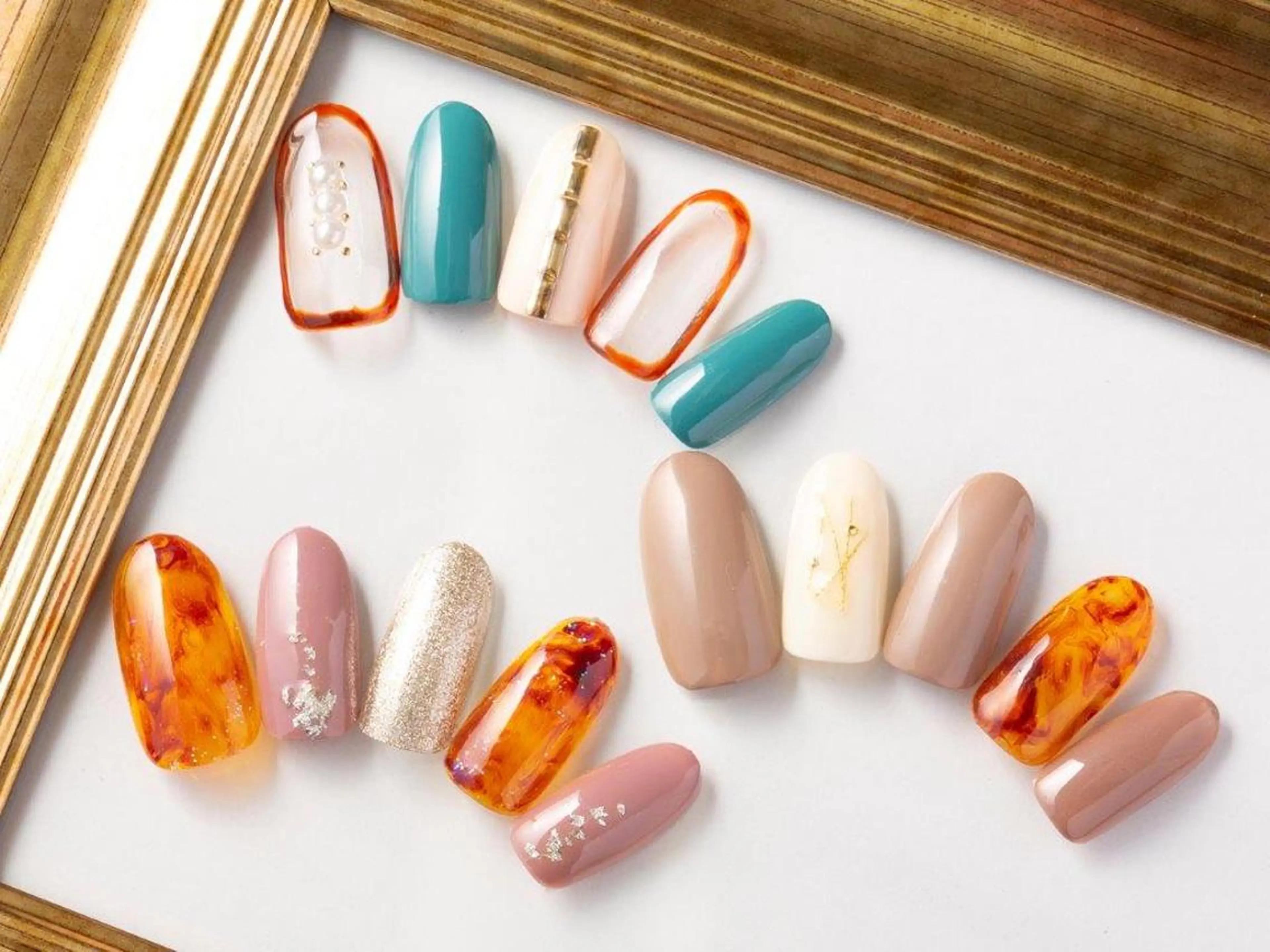 ネイル アートネイル べっ甲ネイル Nail Eyeのネイルデザイン