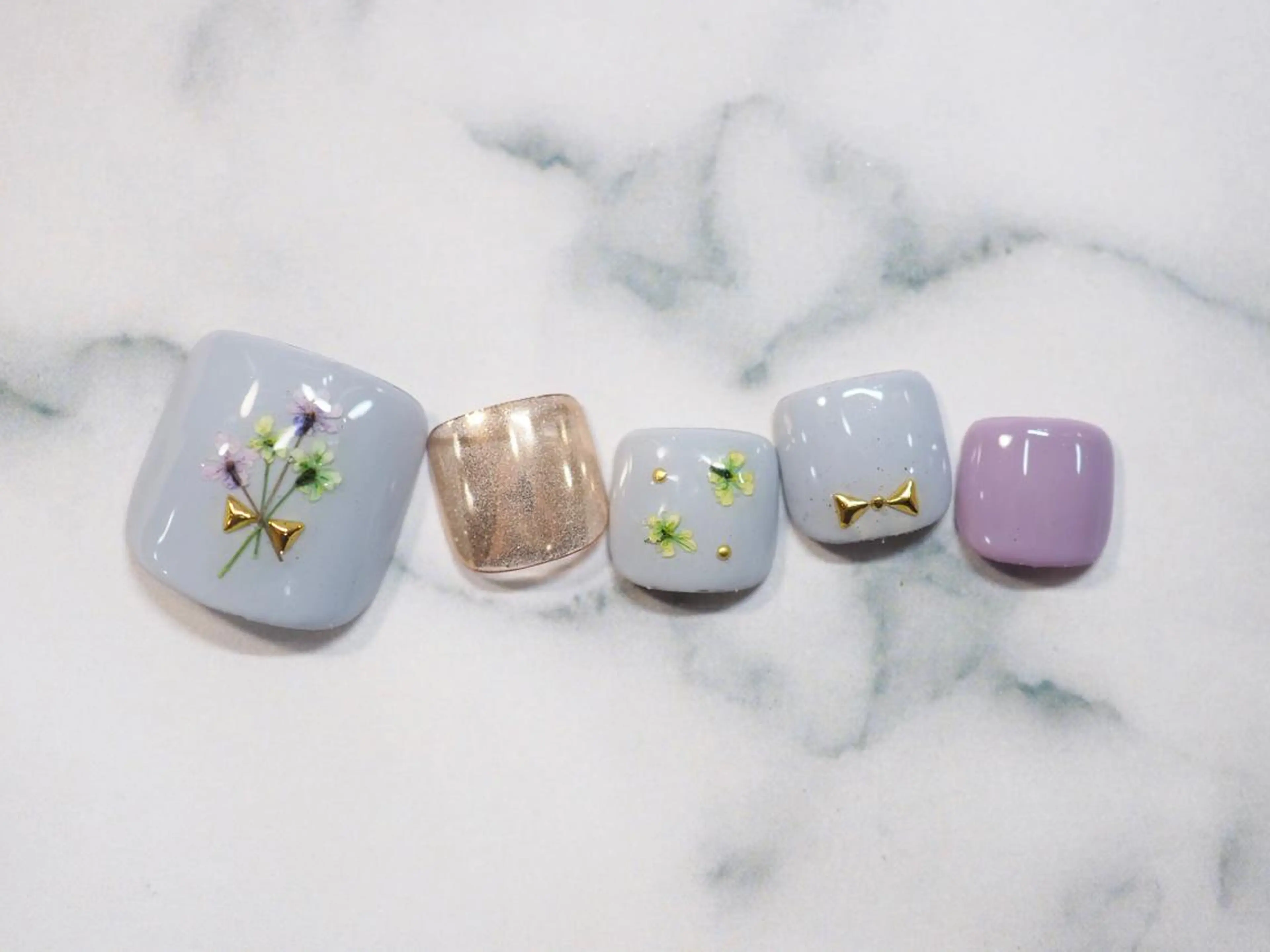 ネイル トップネイリスト Ribbon立川店のネイルデザイン