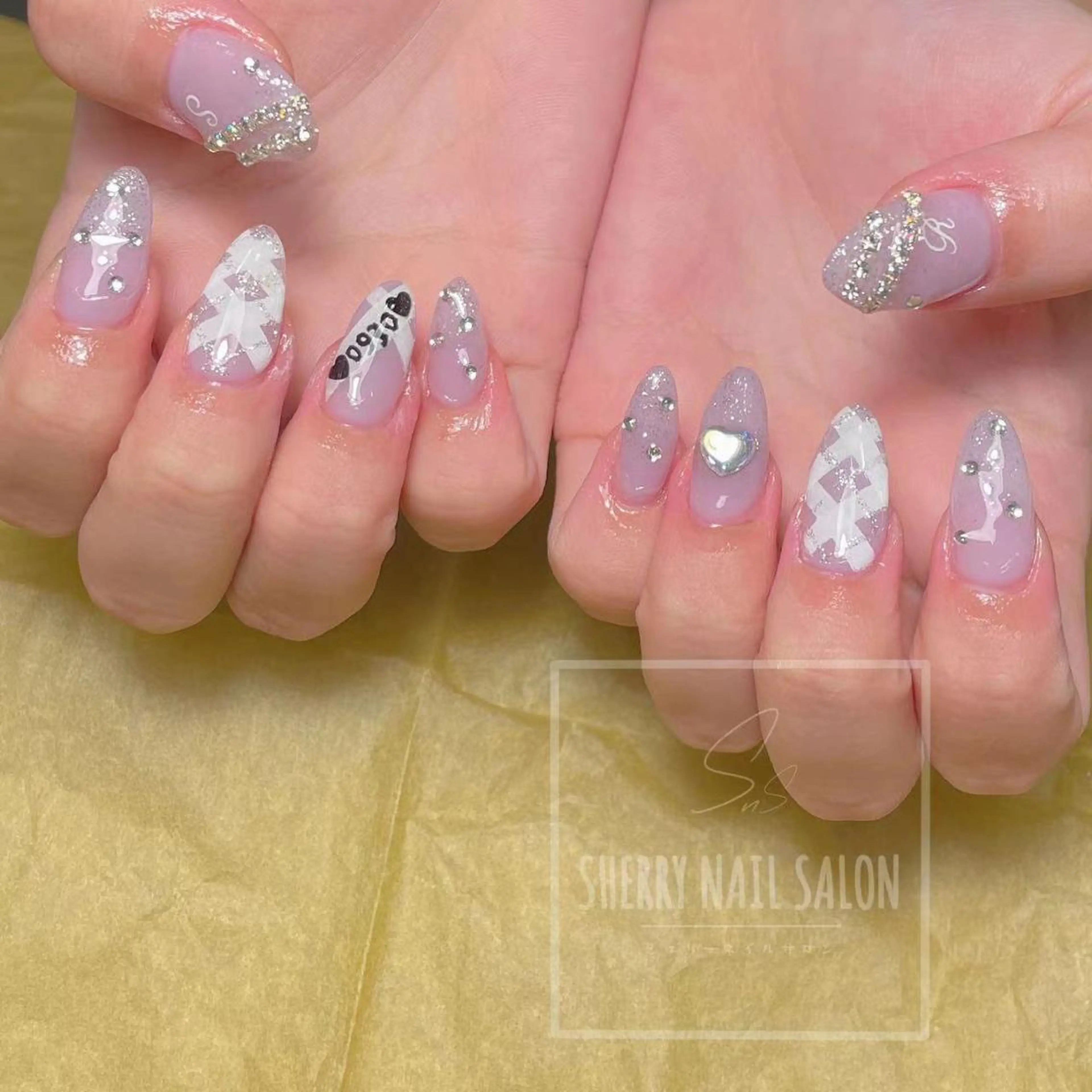 ネイル moe自宅ネイルサロン所属・萌 自宅ネイルサロンのネイルデザイン