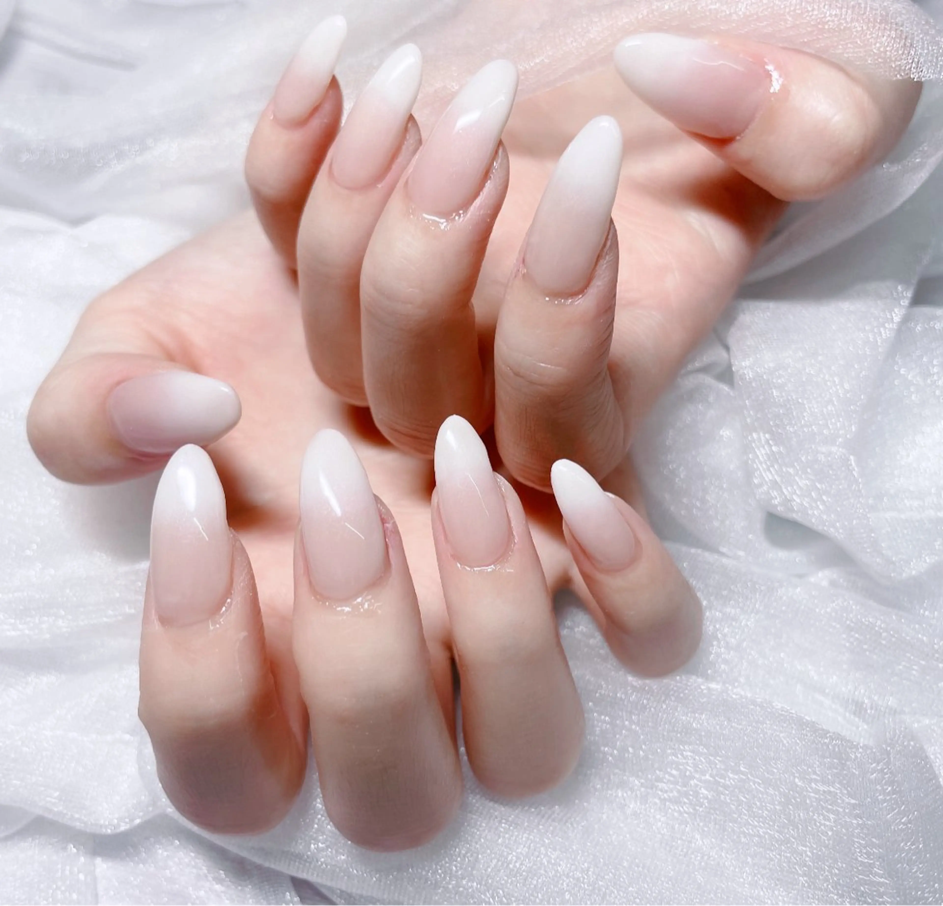 ネイル 🎀藤沢ガーリーネイ ル/長さ出し🎀のネイルデザイン