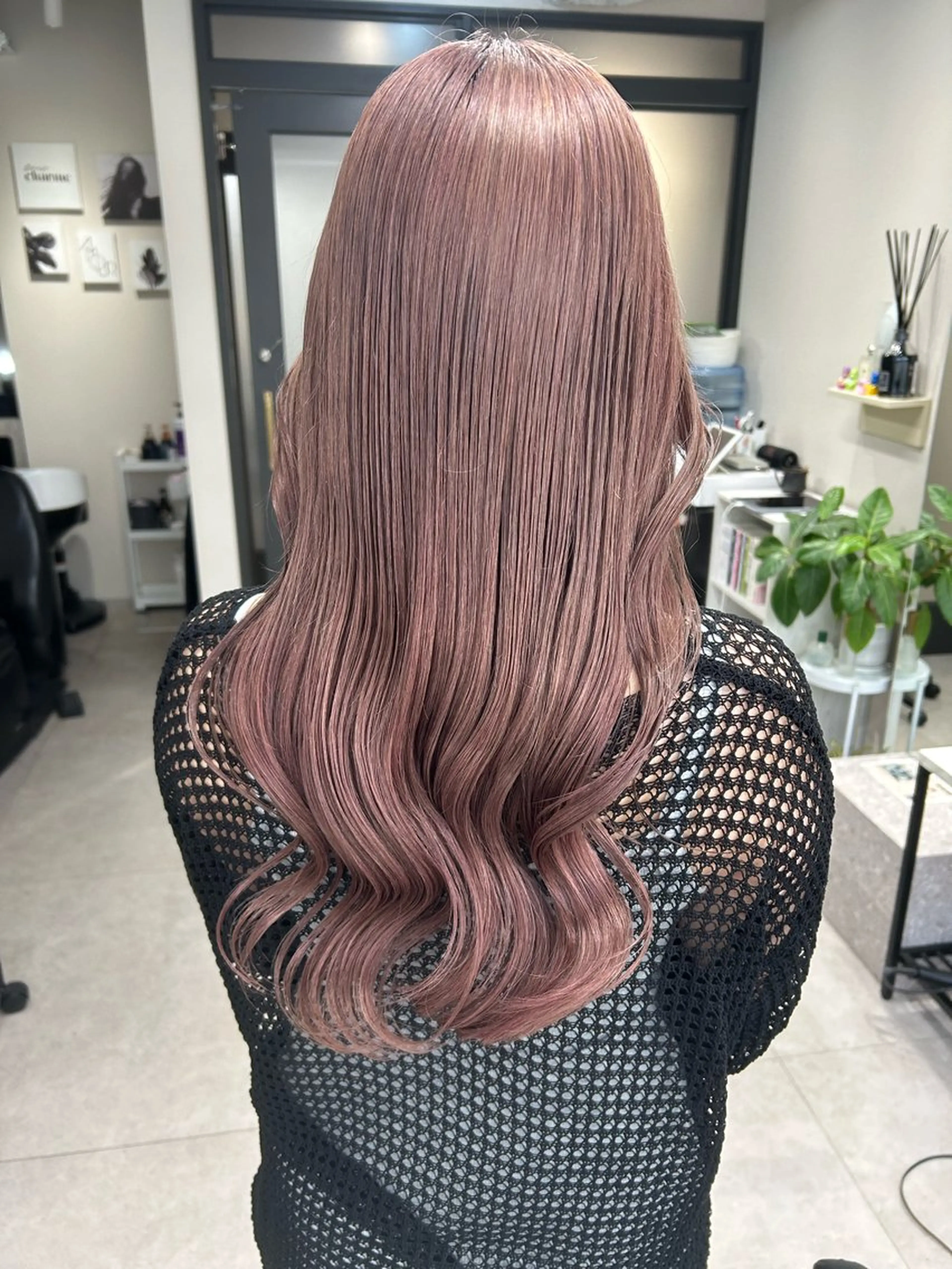 ロング カラー ヘアカラー トリートメント 髪質改善will hairdesignのヘアスタイル