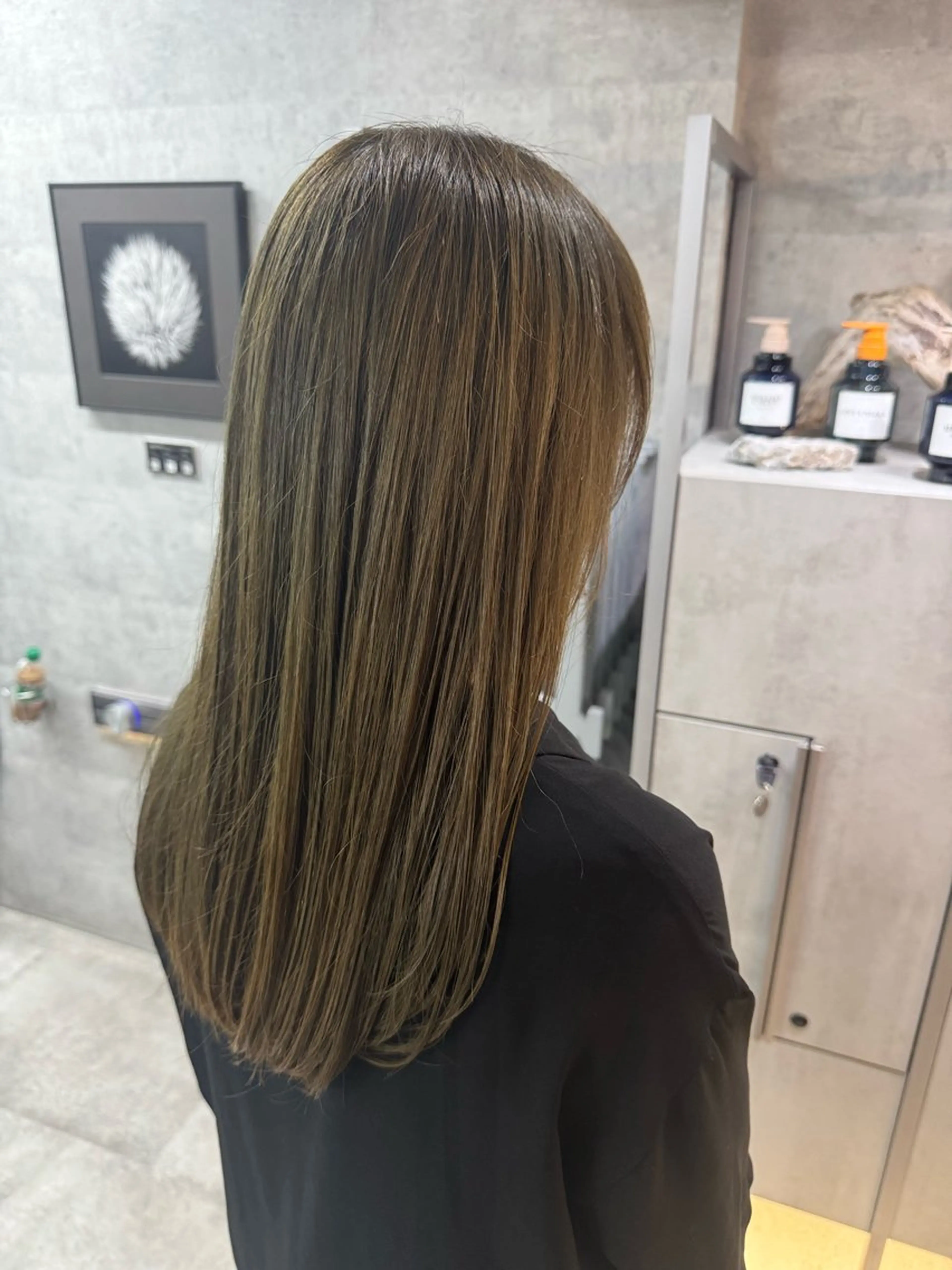 ミディアム カラー カット ヘアカラー トリートメント あなたのお悩み改善" You"💚❤️💛のヘアスタイル